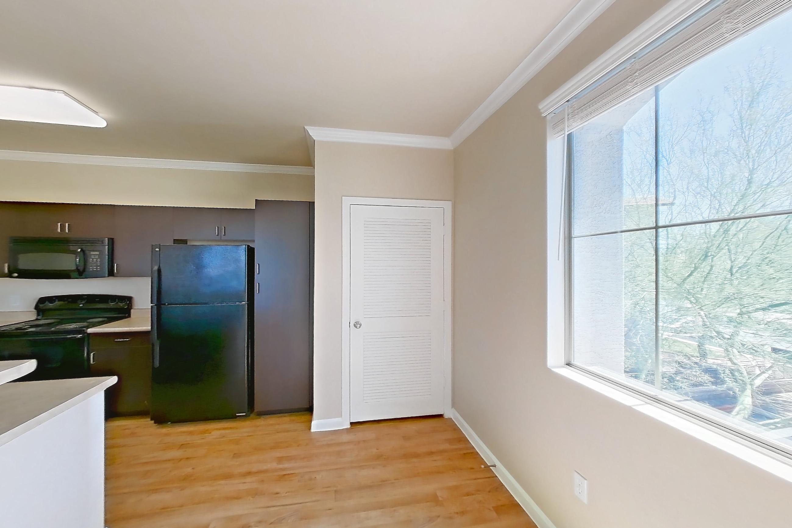 DINING ROOM (representative of this floor plan)