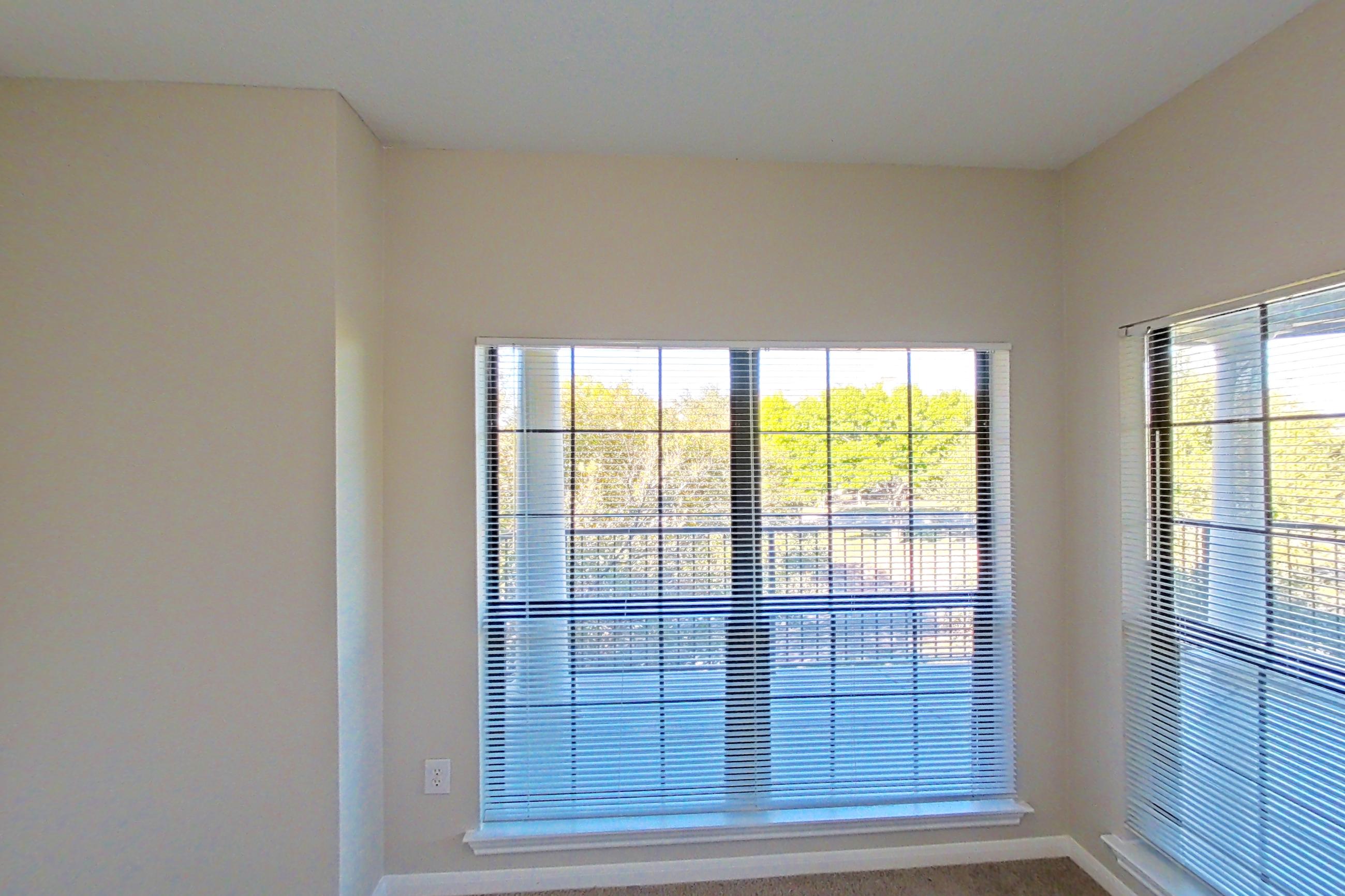 DINING SPACE