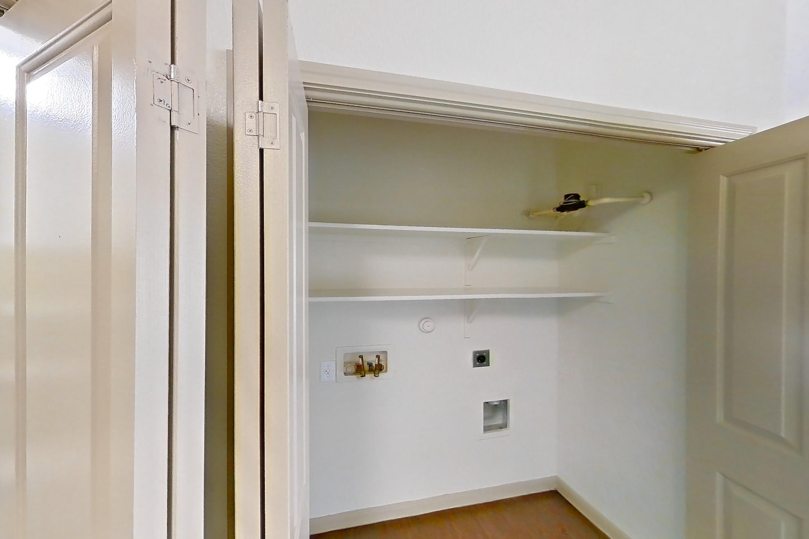 KITCHEN CORNER