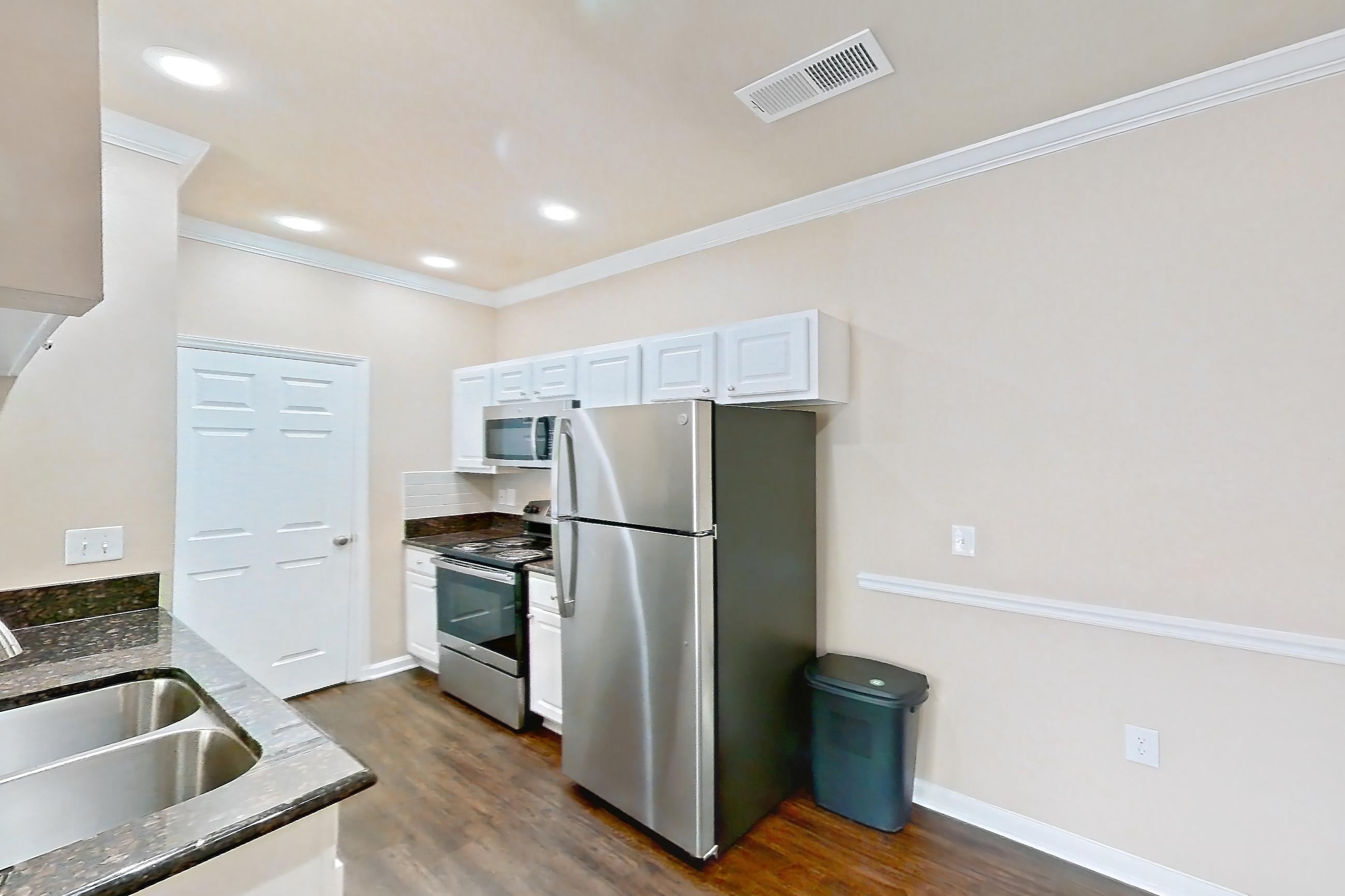 DINING ROOM (representative of this floor plan)