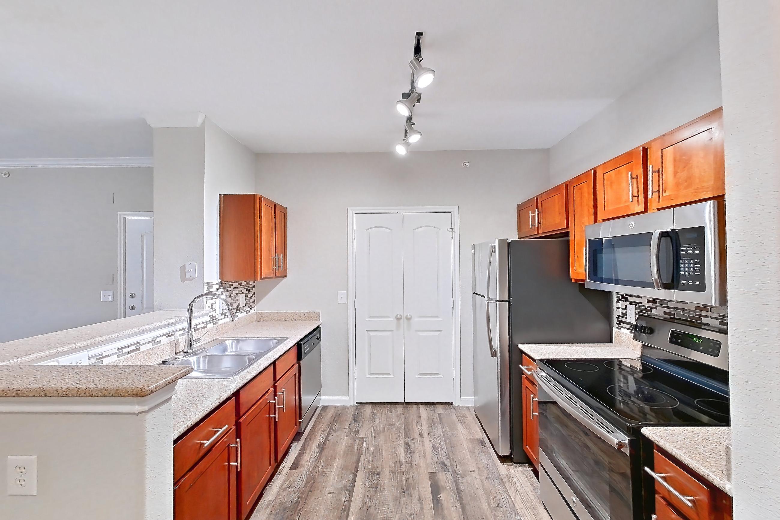 KITCHEN SPACE