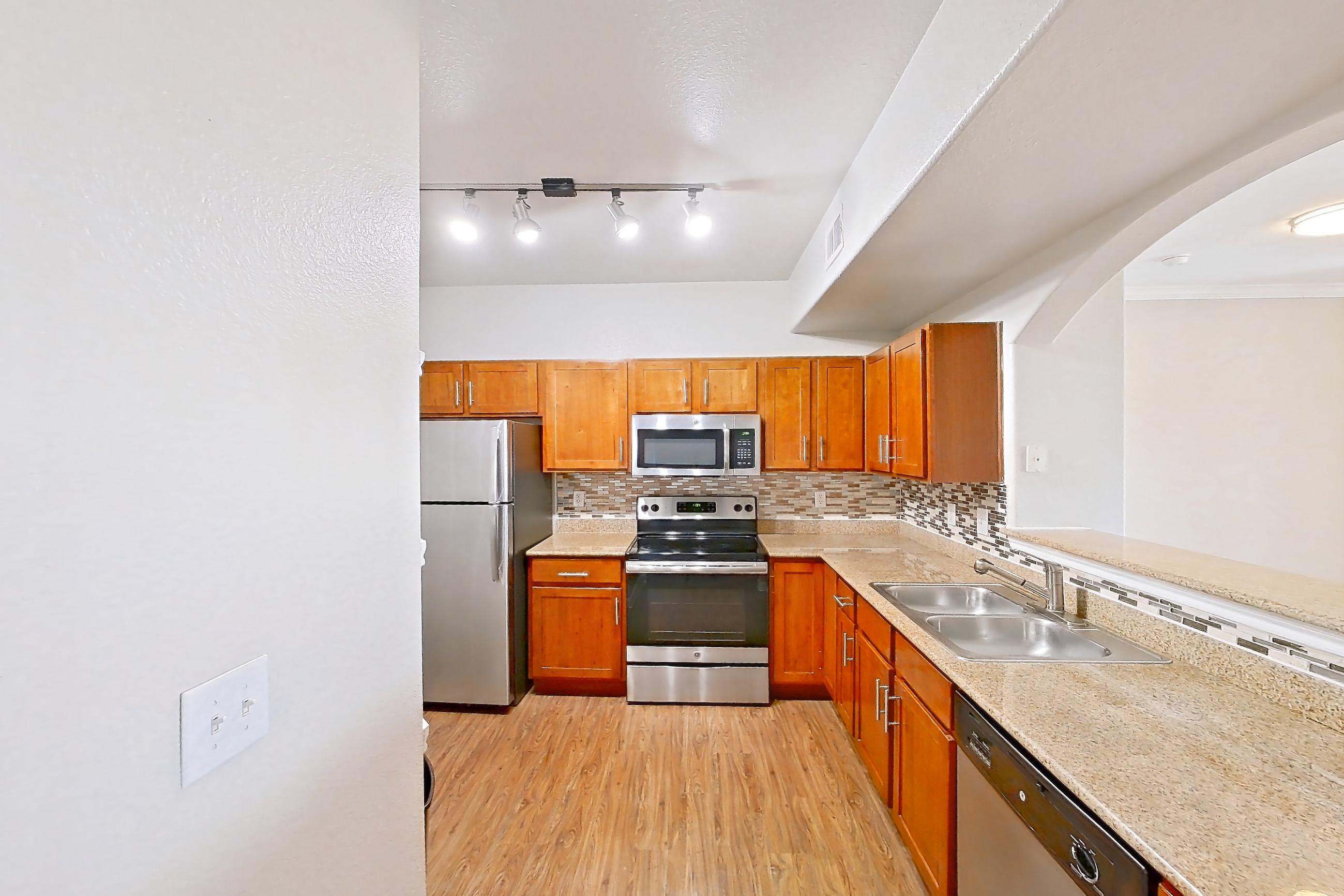 KITCHEN SPACE