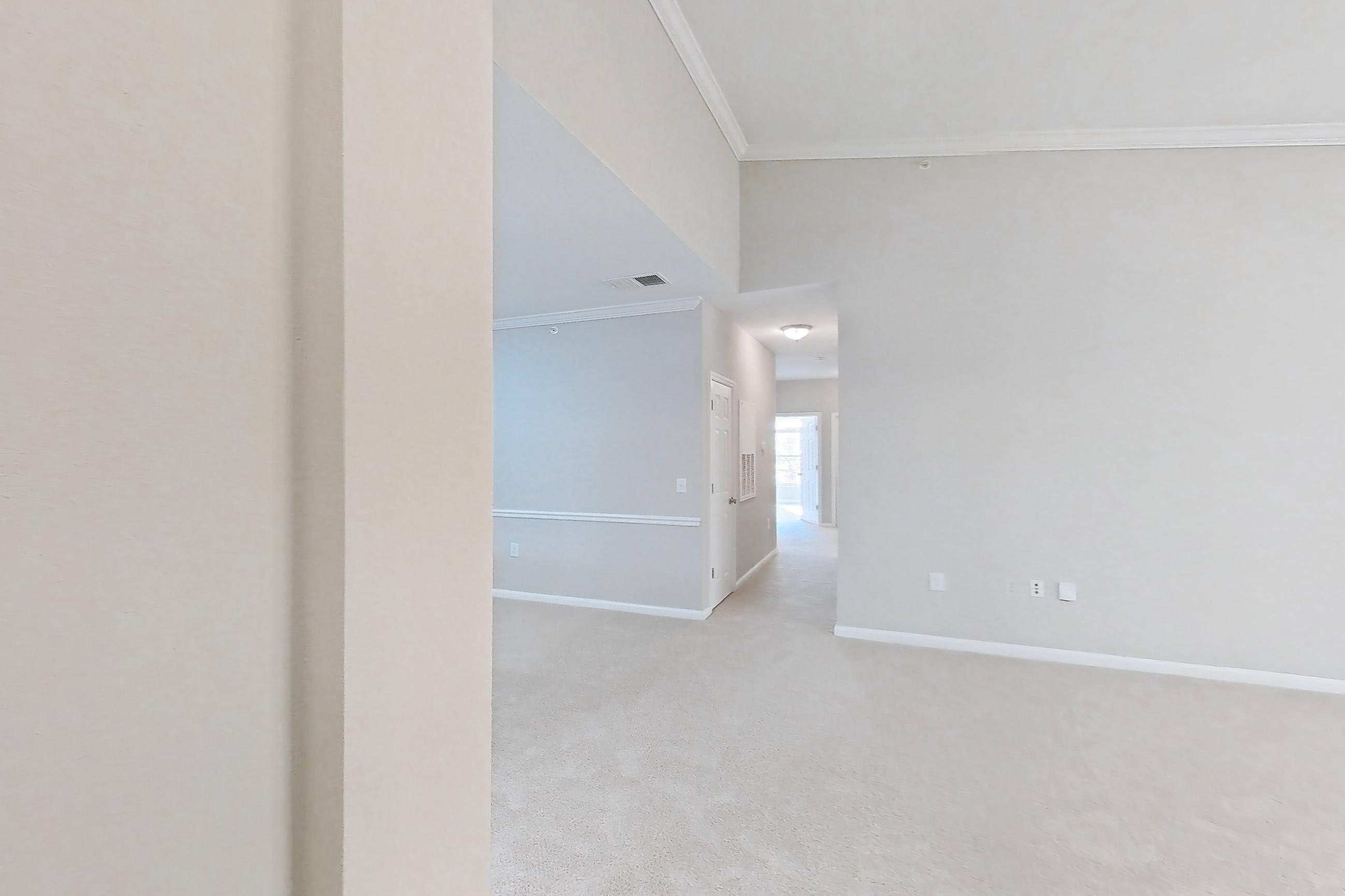 ENTRYWAY CLOSET
