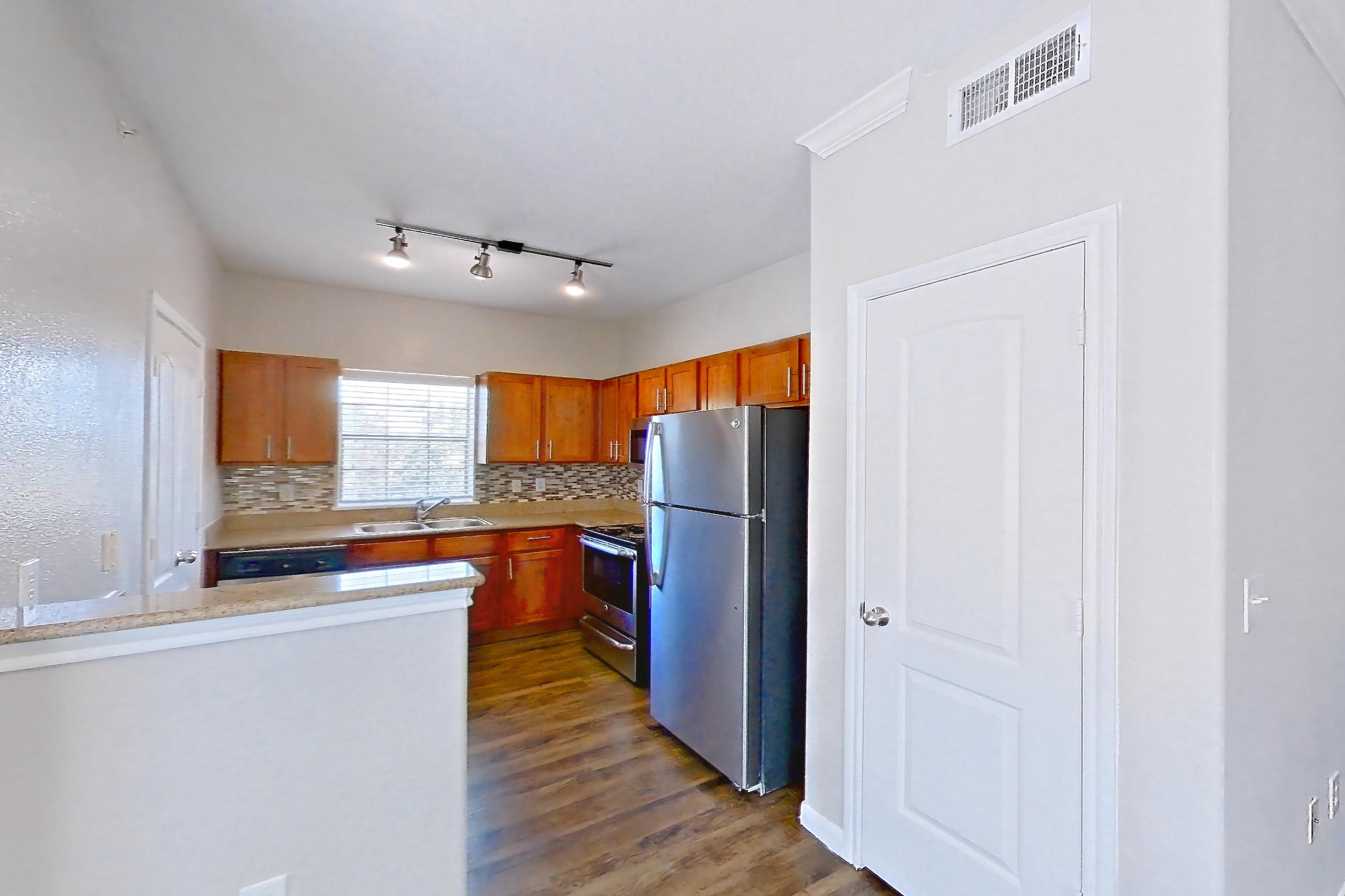 KITCHEN SPACE