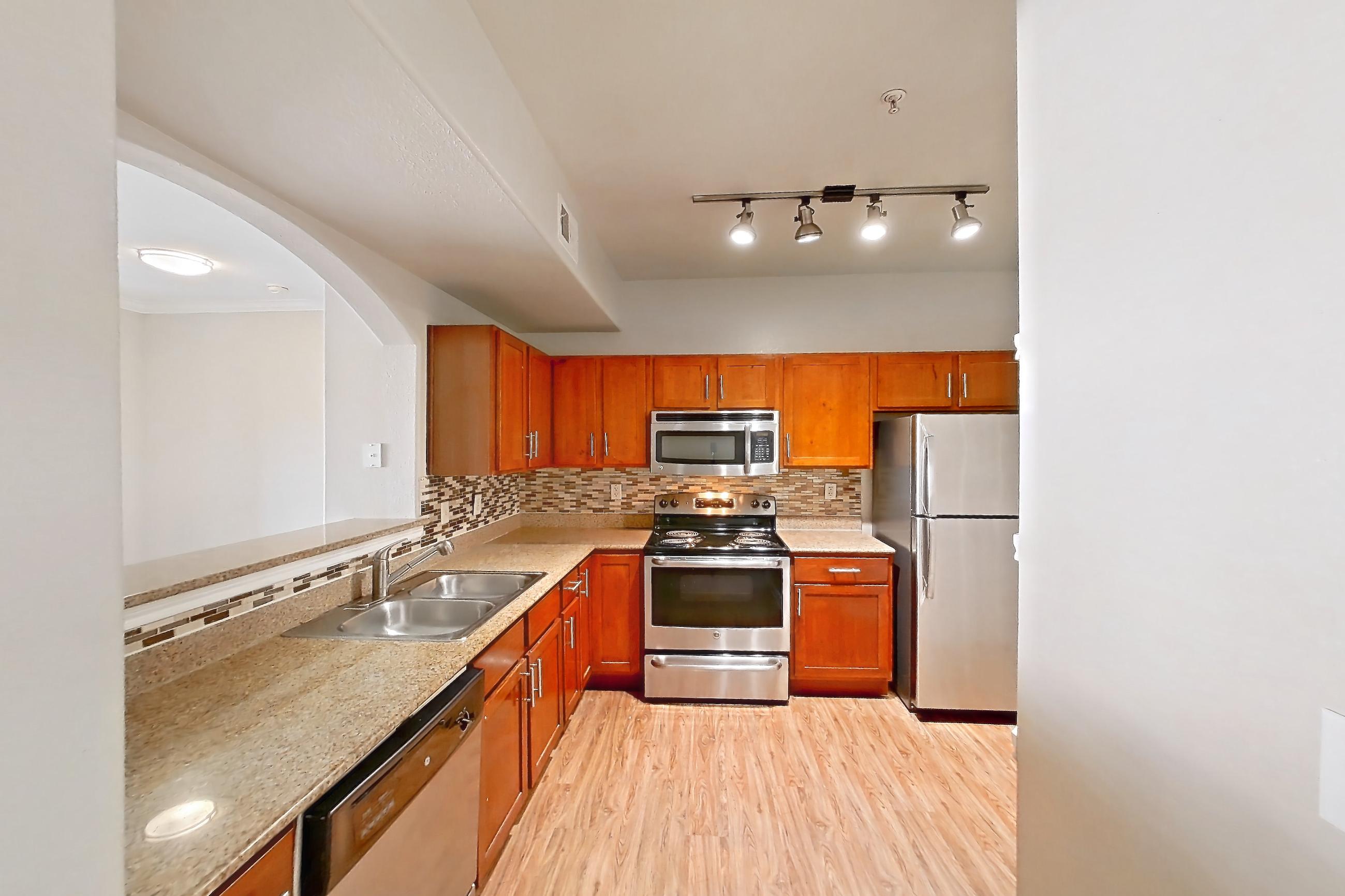 KITCHEN SPACE
