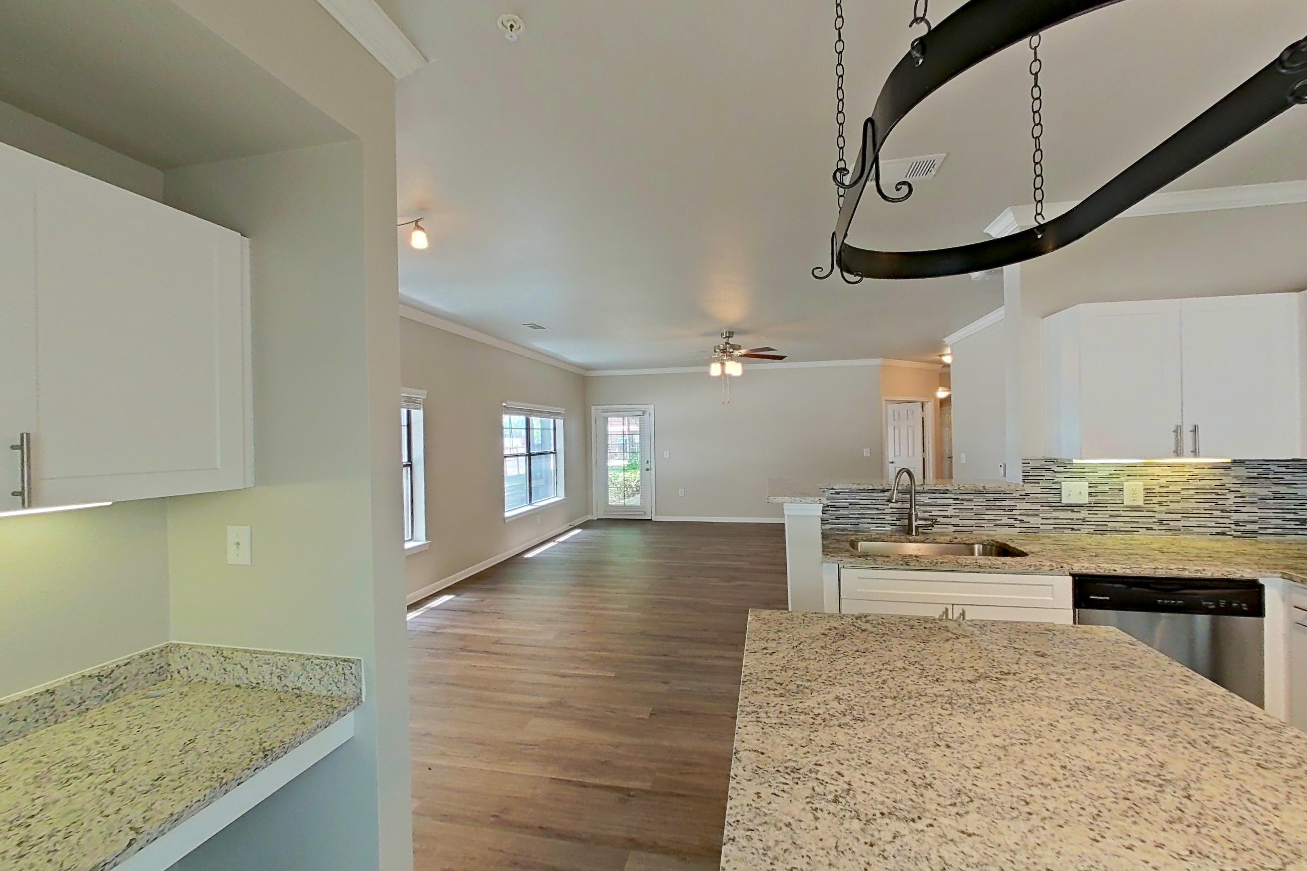 KITCHEN SIDE 2