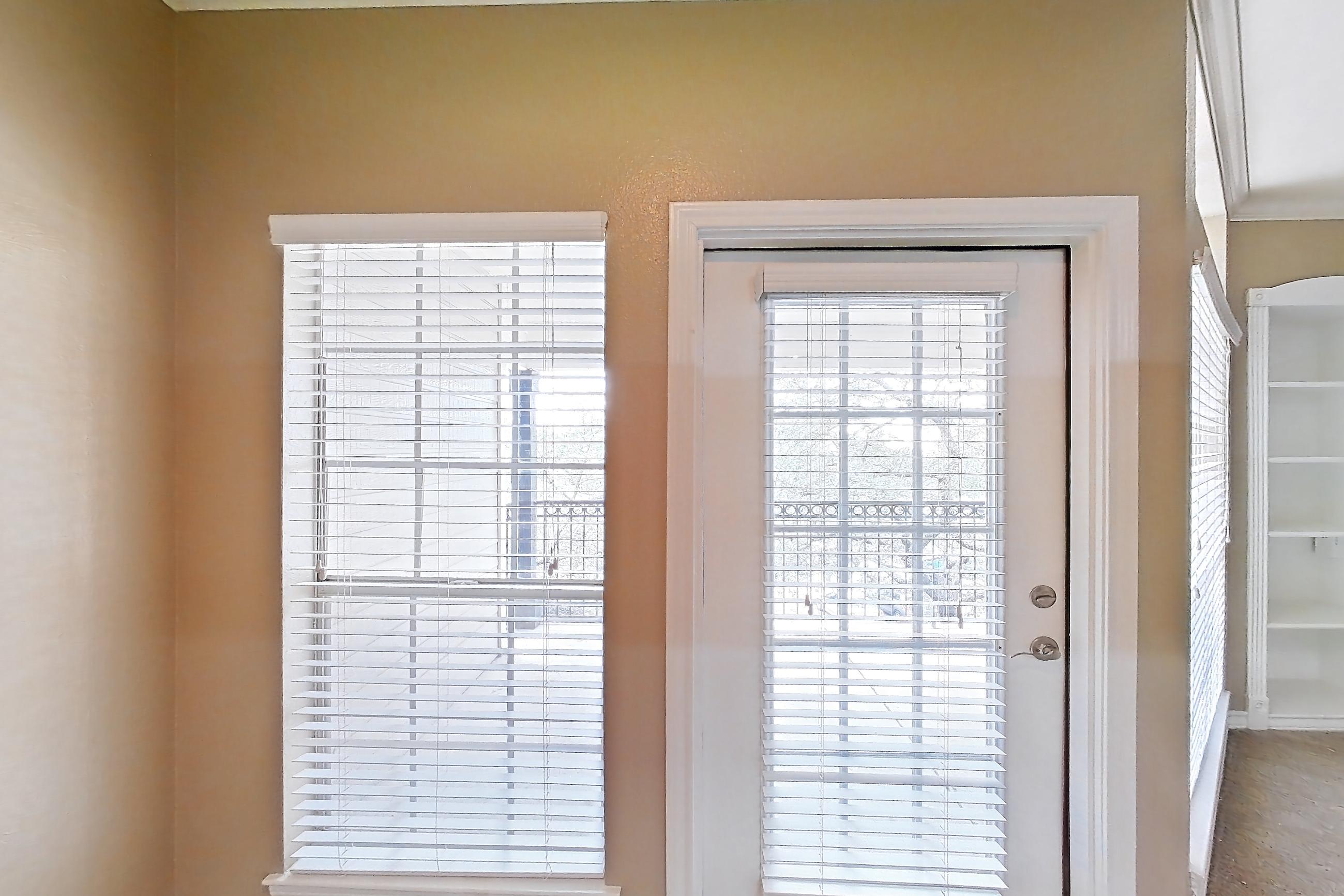 DINING ROOM (representative of this floor plan)