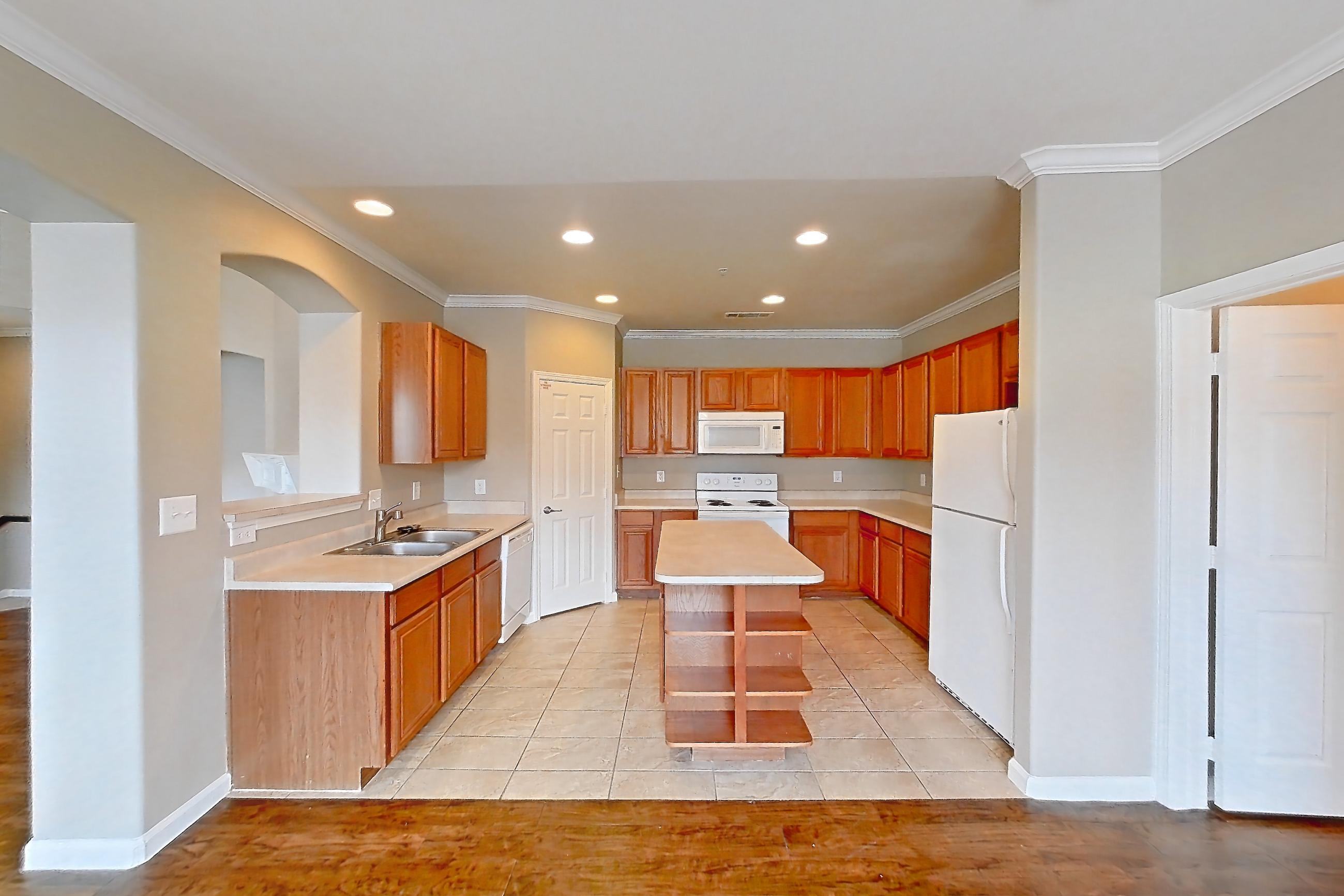 DINING ROOM (representative of this floor plan)