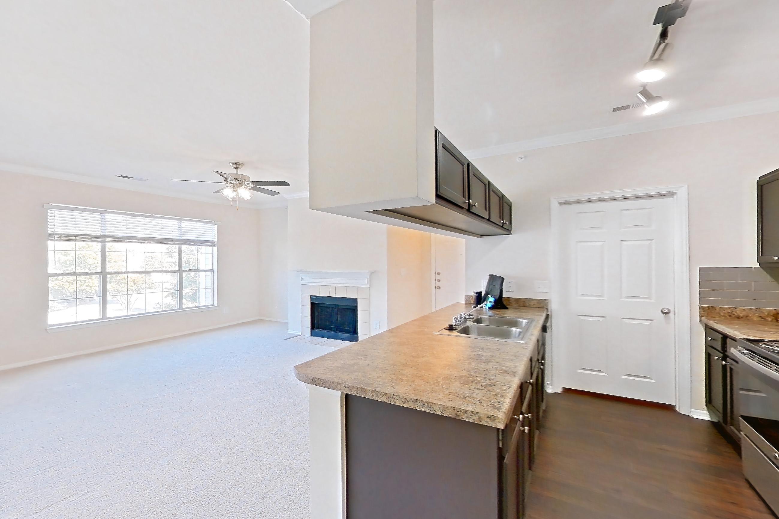 KITCHEN PANTRY