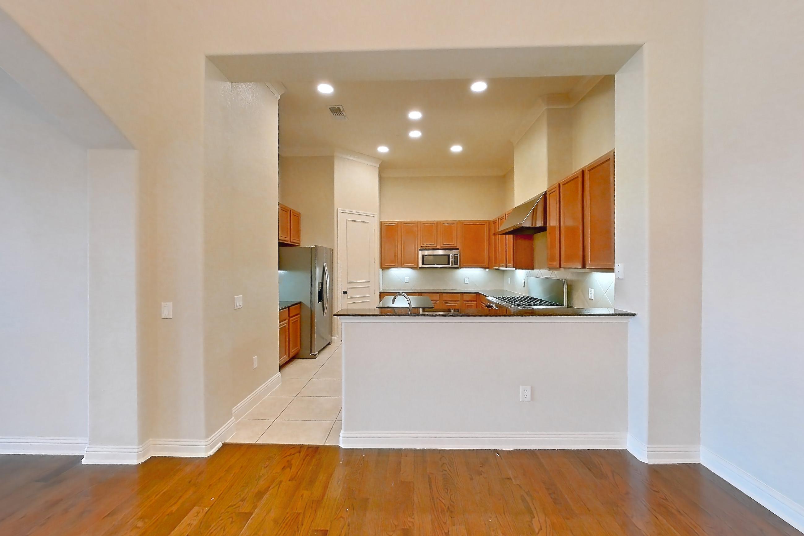 DINING ROOM (representative of this floor plan)