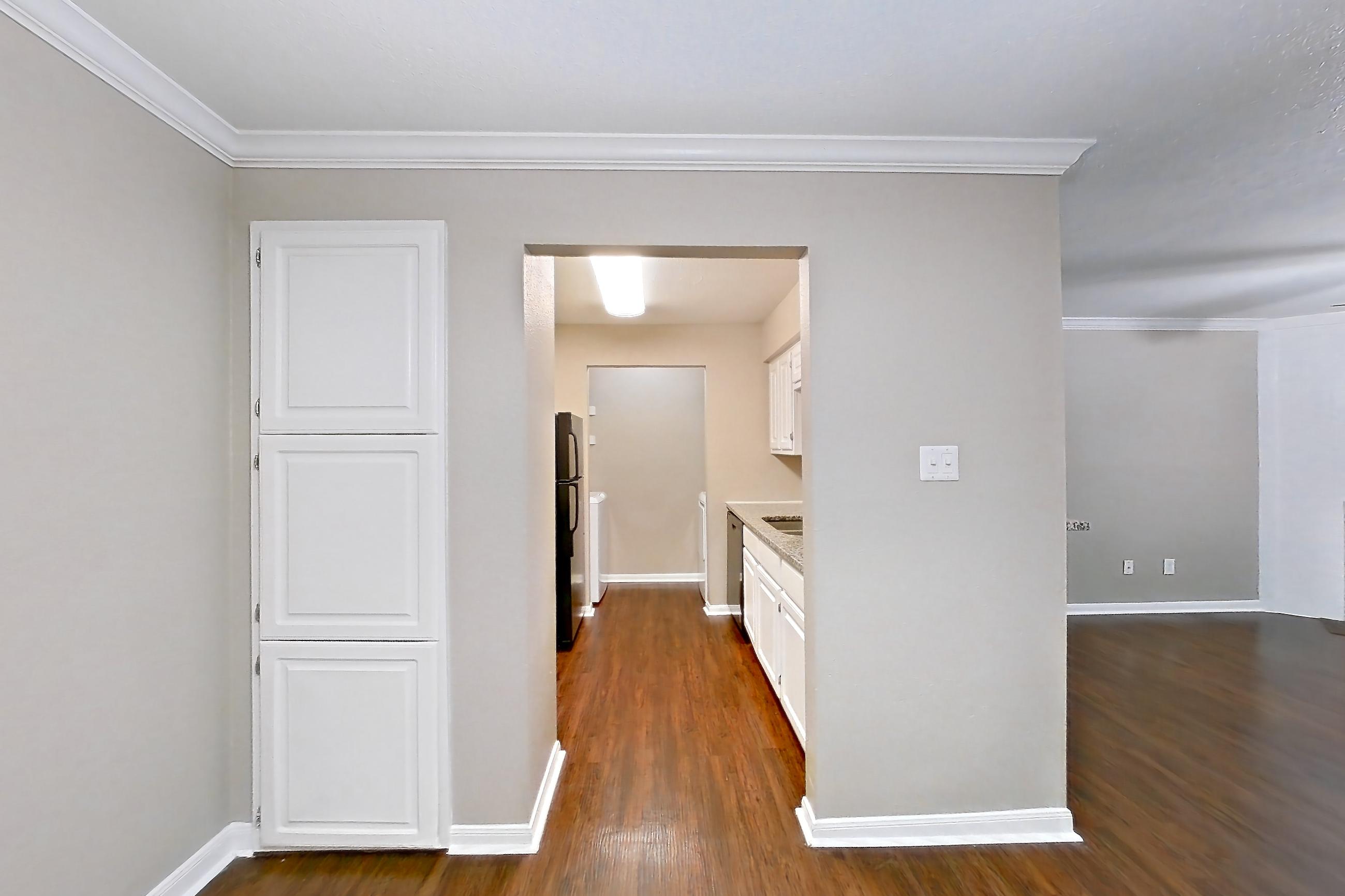 DINING ROOM (representative of this floor plan)