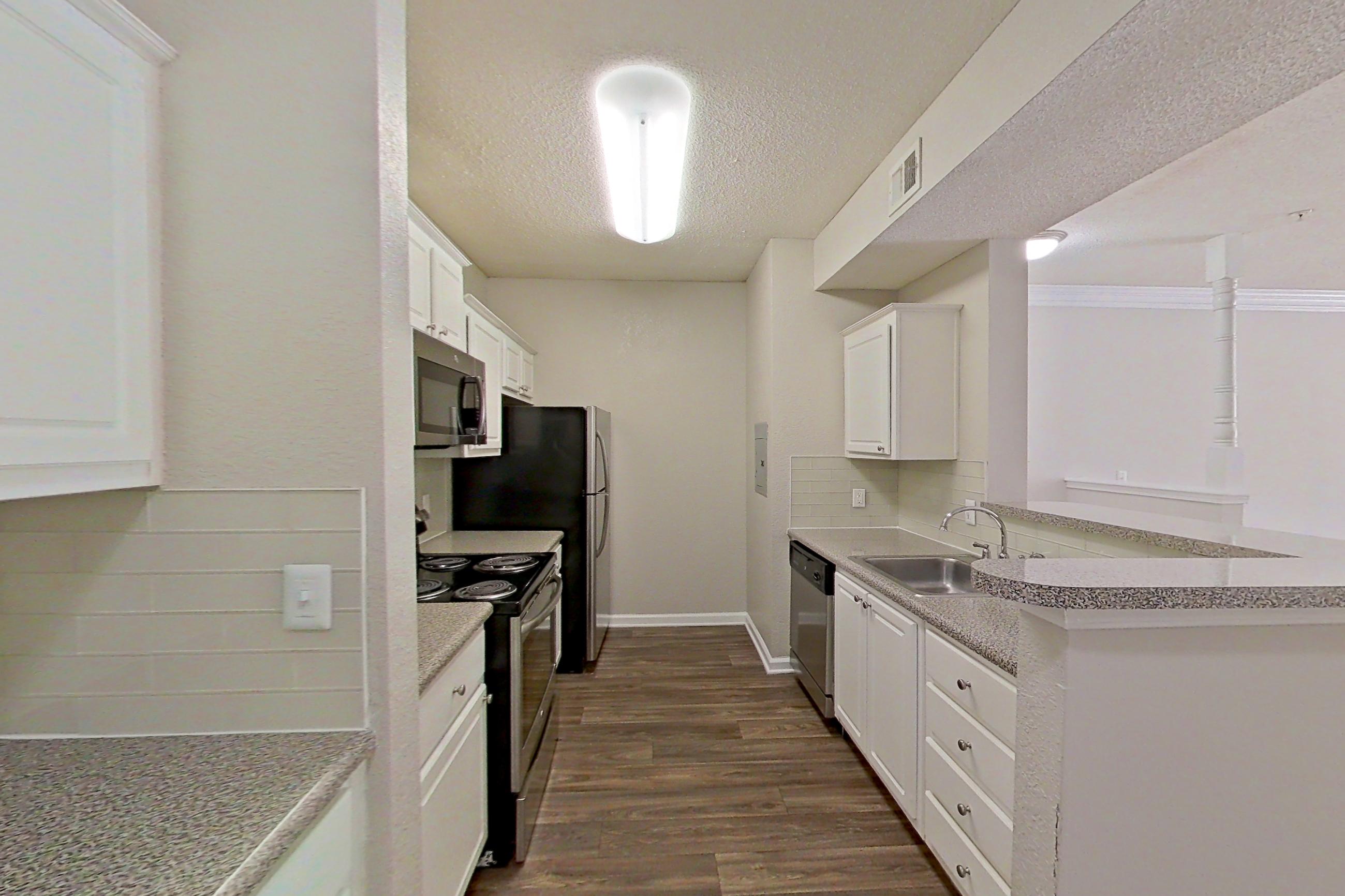 KITCHEN 2