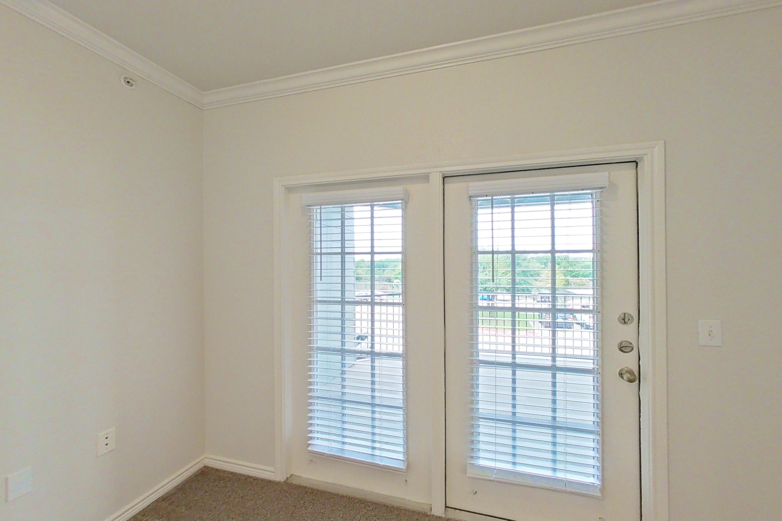 DINING SPACE