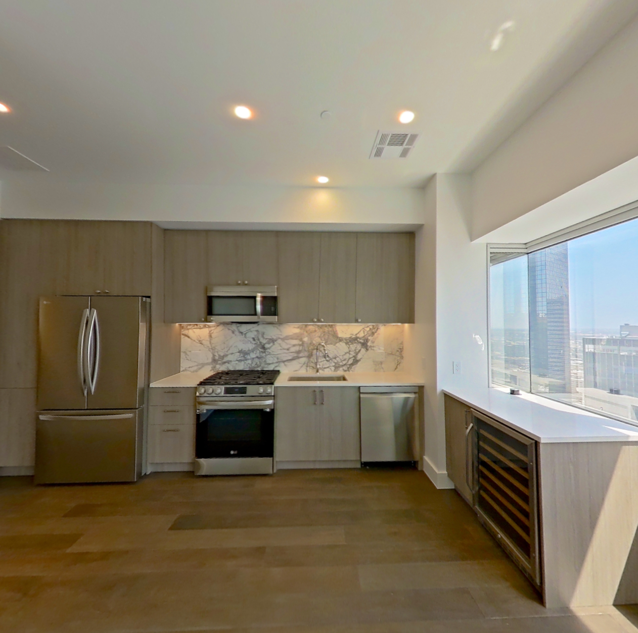 Virtual Tour | The Sinclair | Downtown Dallas Apartments