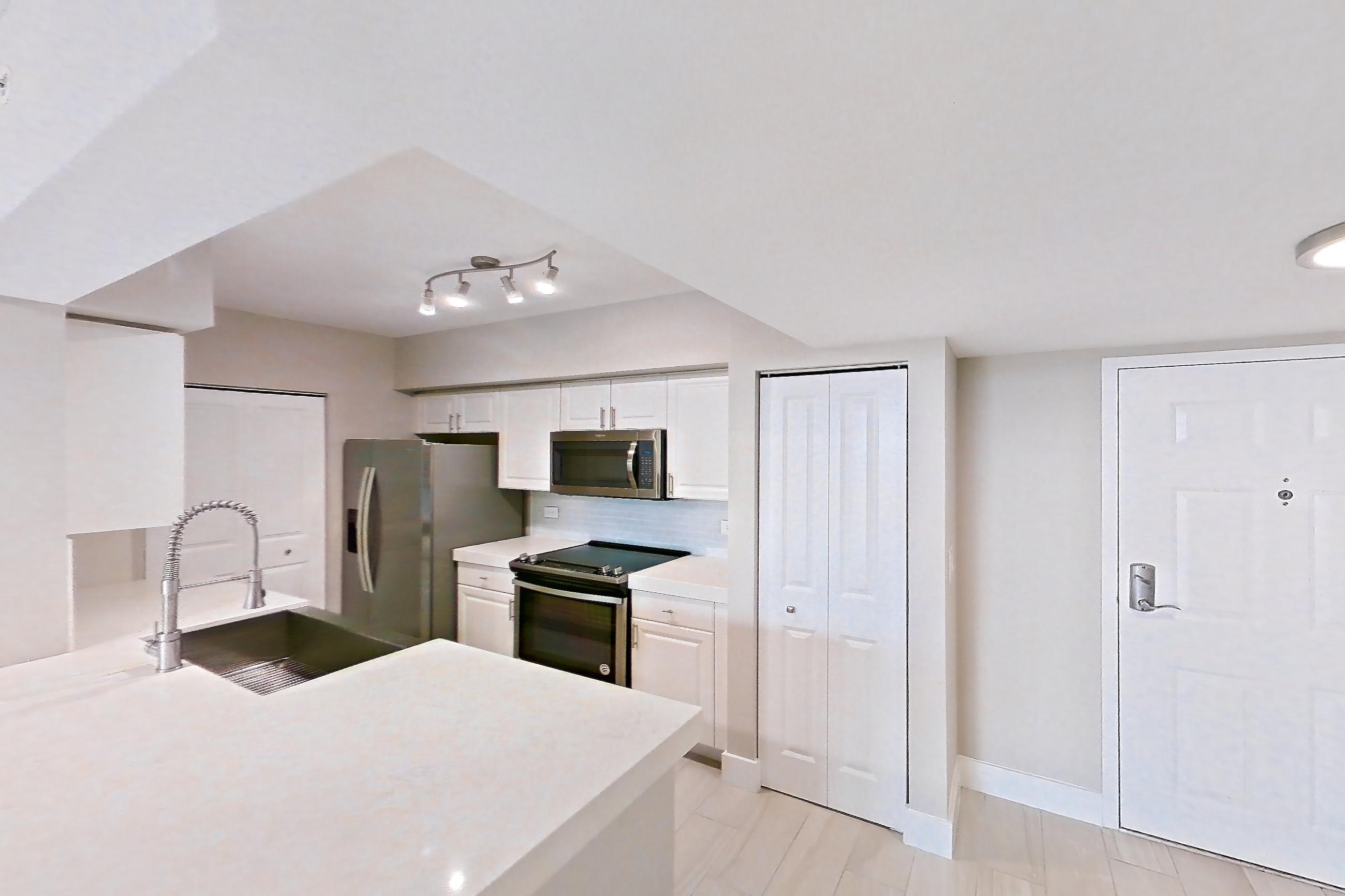 KITCHEN CORNER