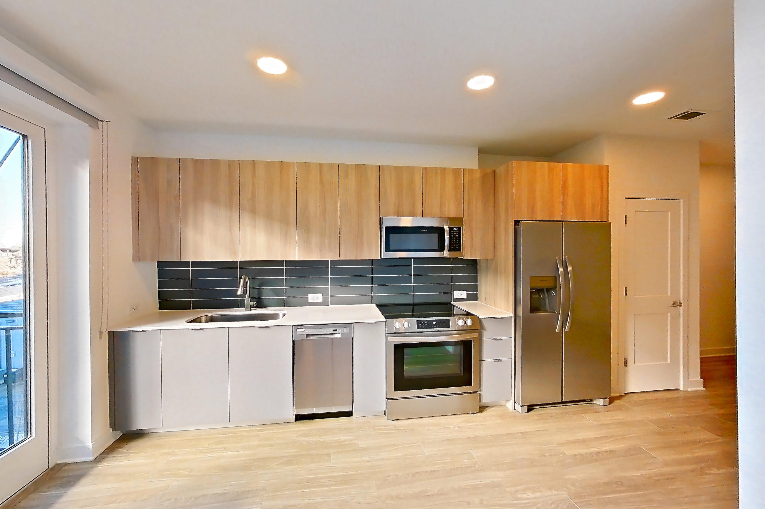 LIVING ROOM (representative of this floor plan)