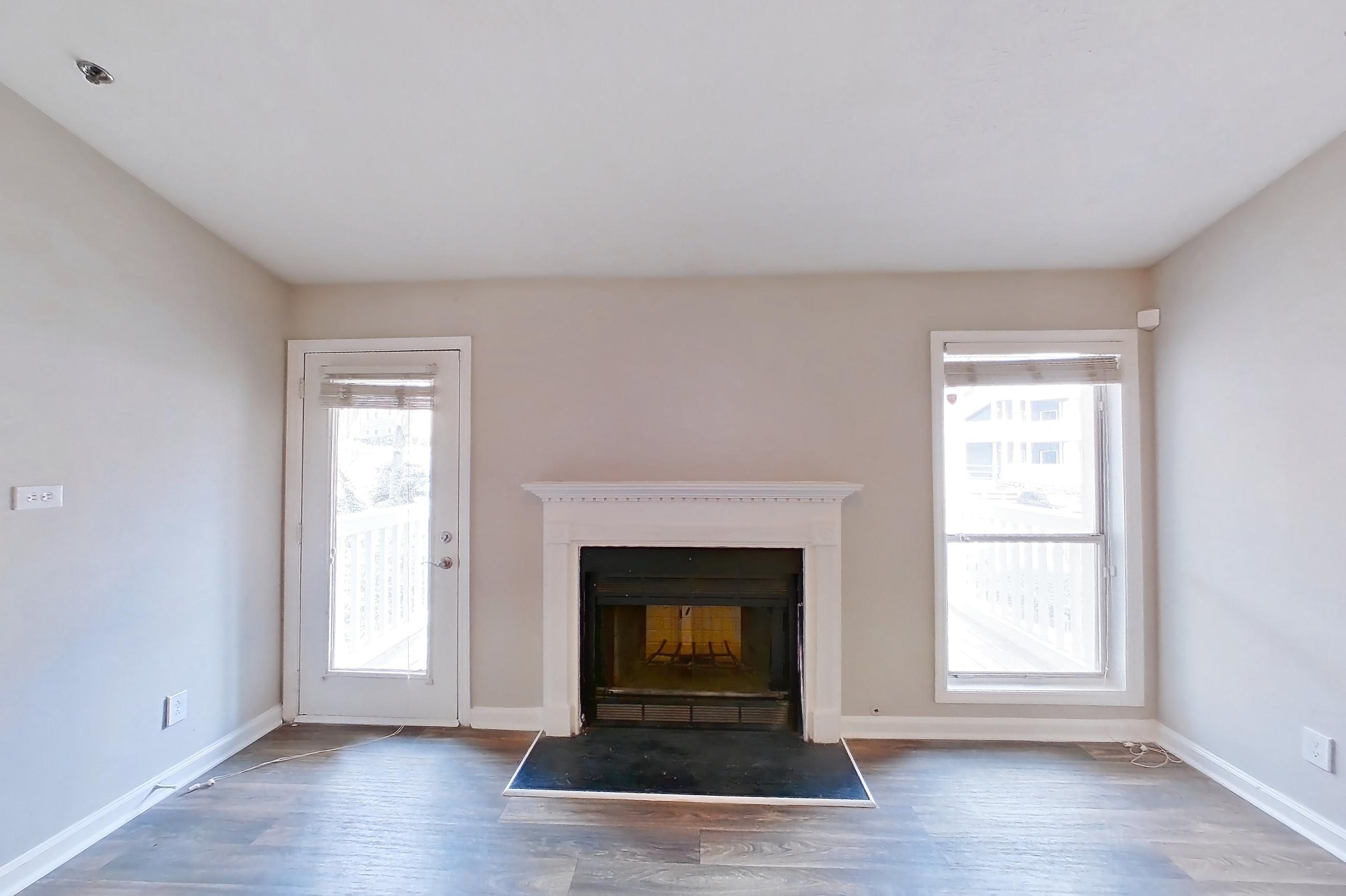 LIVING ROOM (representative of this floor plan)