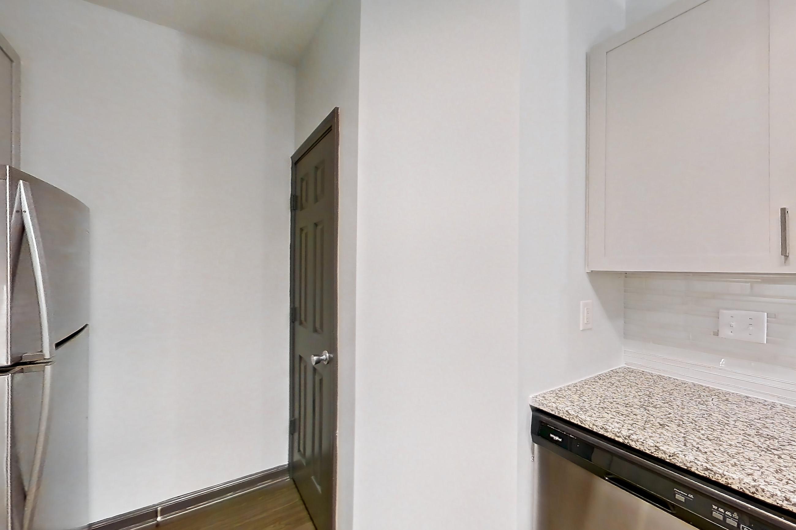 Kitchen in Apartment 1919 at Cortland Duluth, B2R - Crest E floor plan