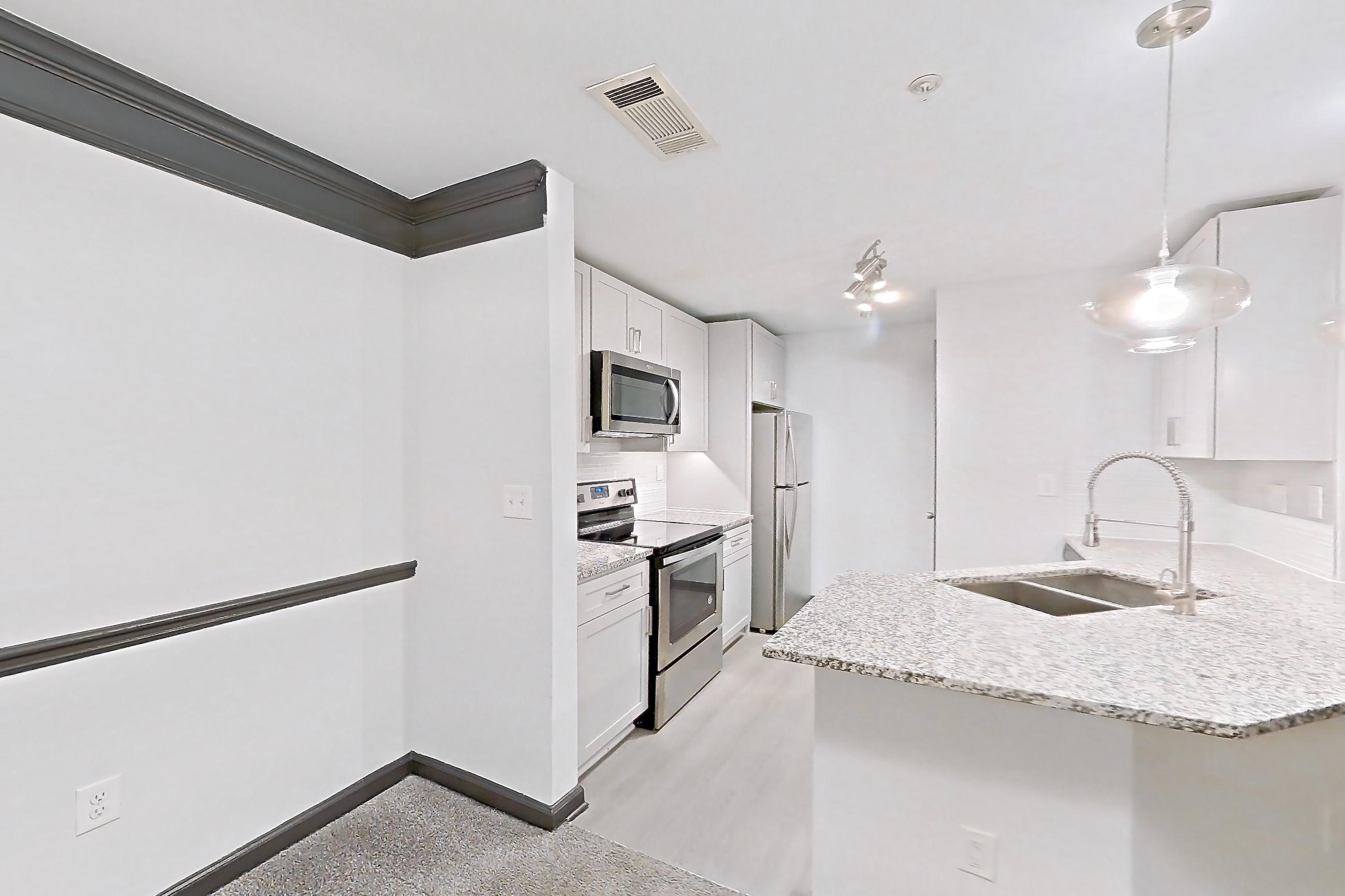Dining room in Apartment 2326 at Cortland Duluth, A4R - National E floor plan