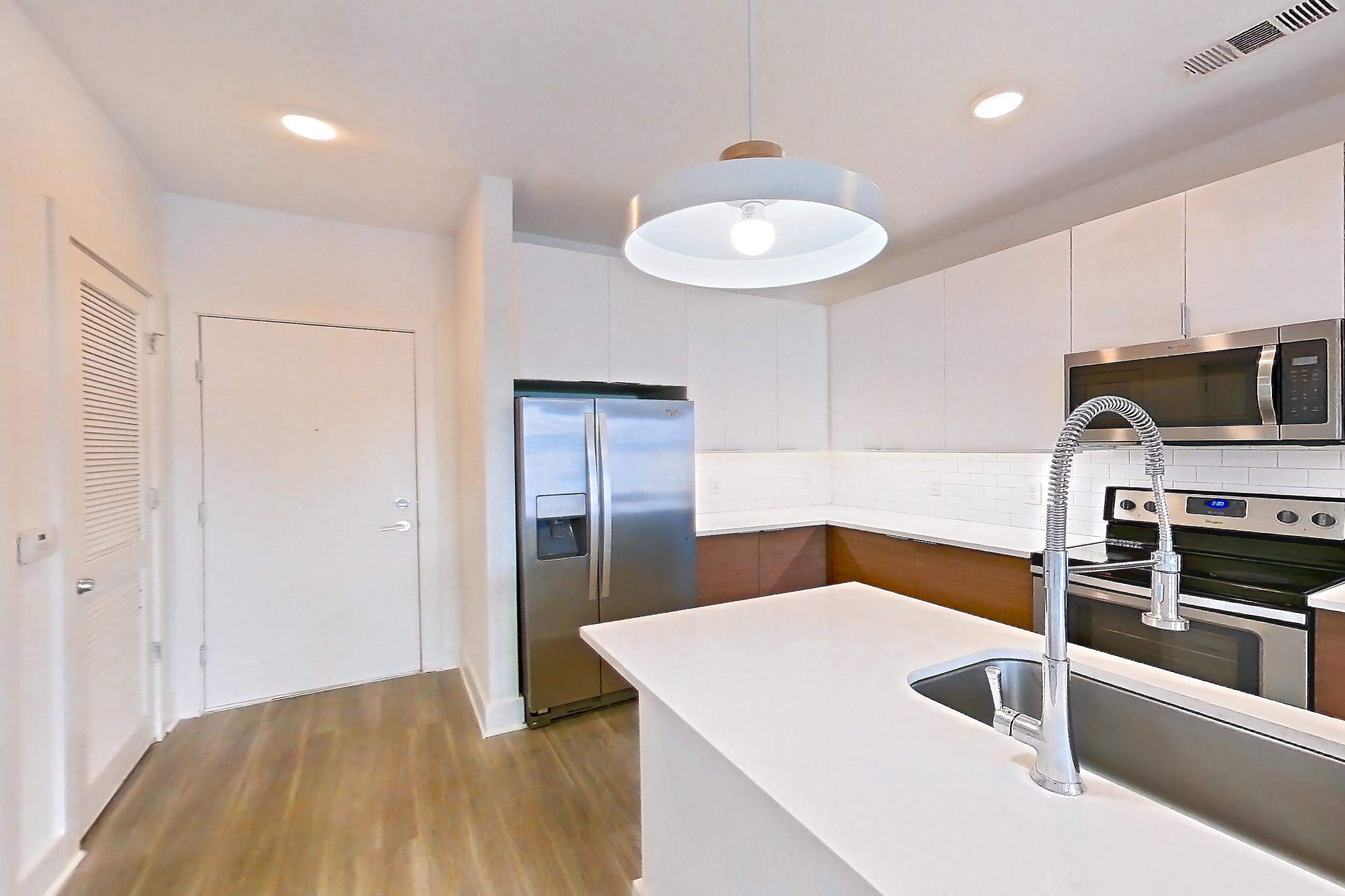 DINING ROOM (representative of this floor plan)