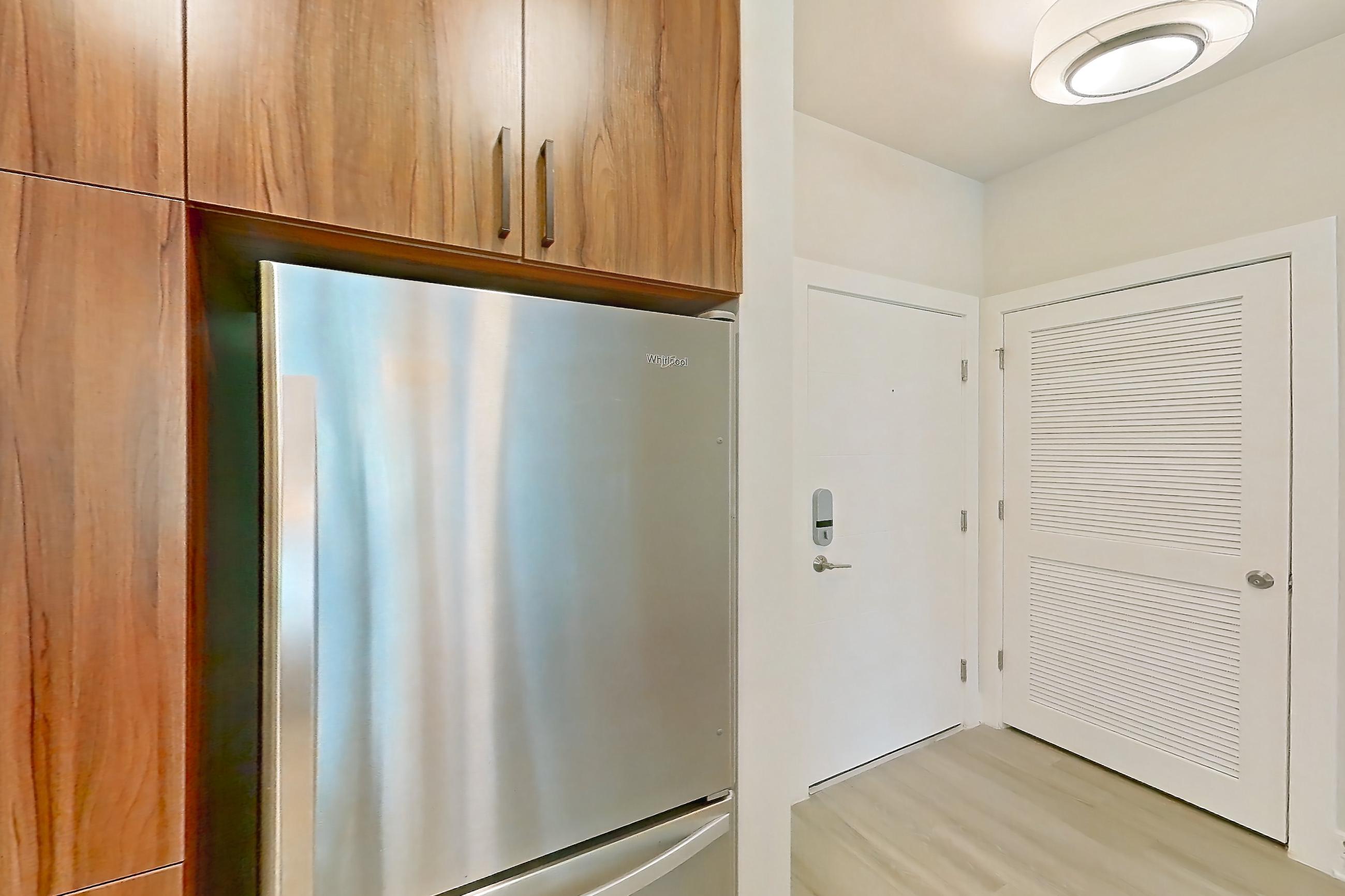 Kitchen in a A7 - Cotoneaster floor plan apartment, representative of Apartment 417 at Cortland Oleander