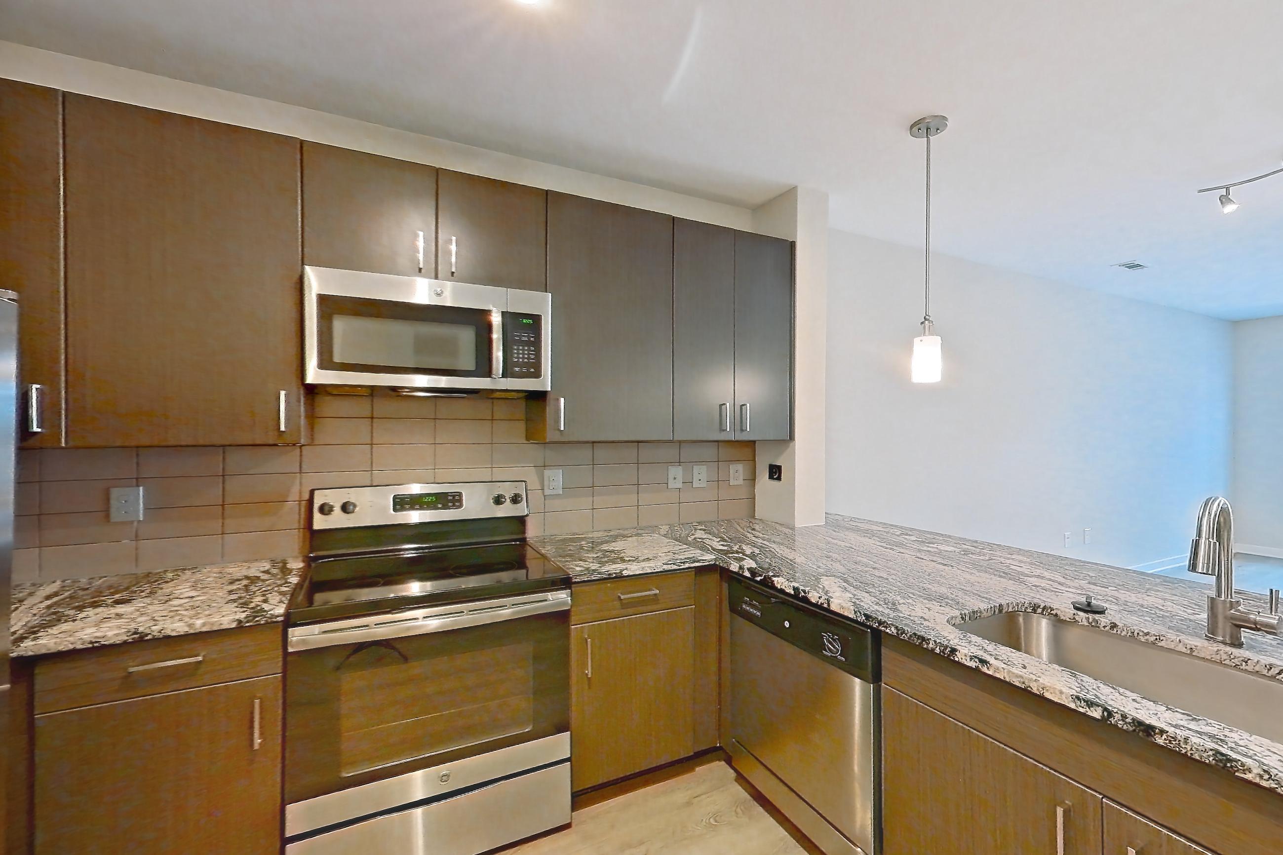 KITCHEN PANTRY