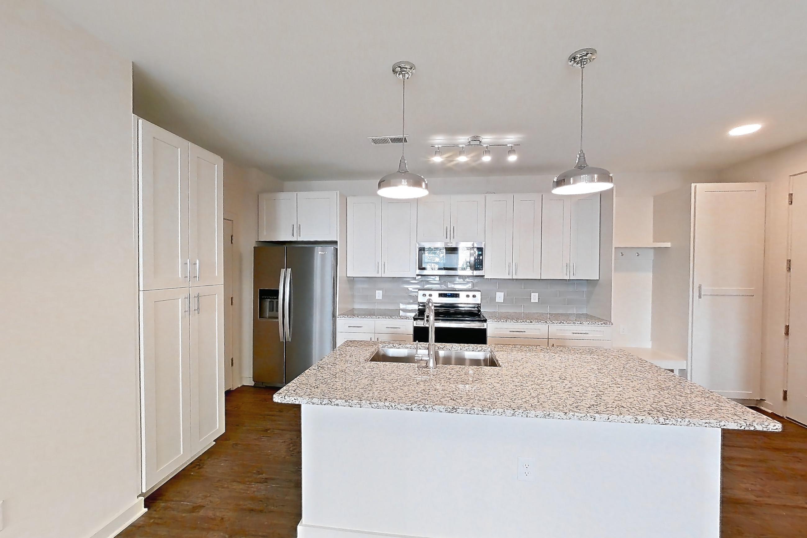 DINING ROOM (representative of this floor plan)