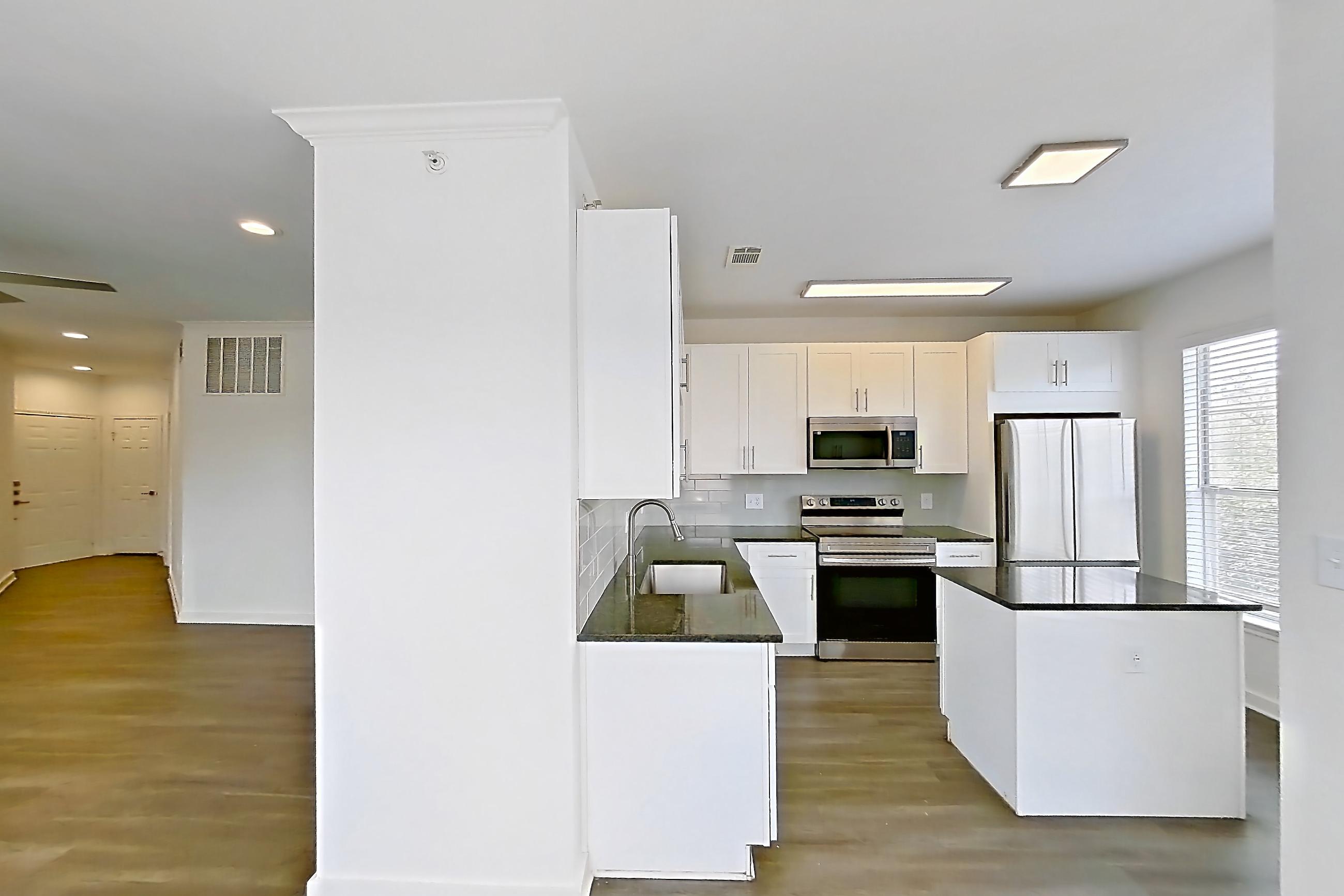 DINING ROOM (representative of this floor plan)