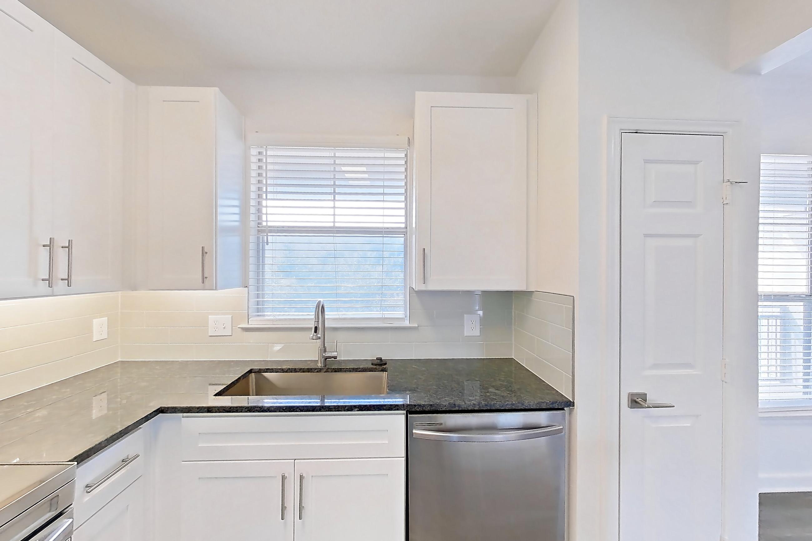 Kitchen in Apartment 02933 at Cortland West Plano, A12R - Saddler floor plan