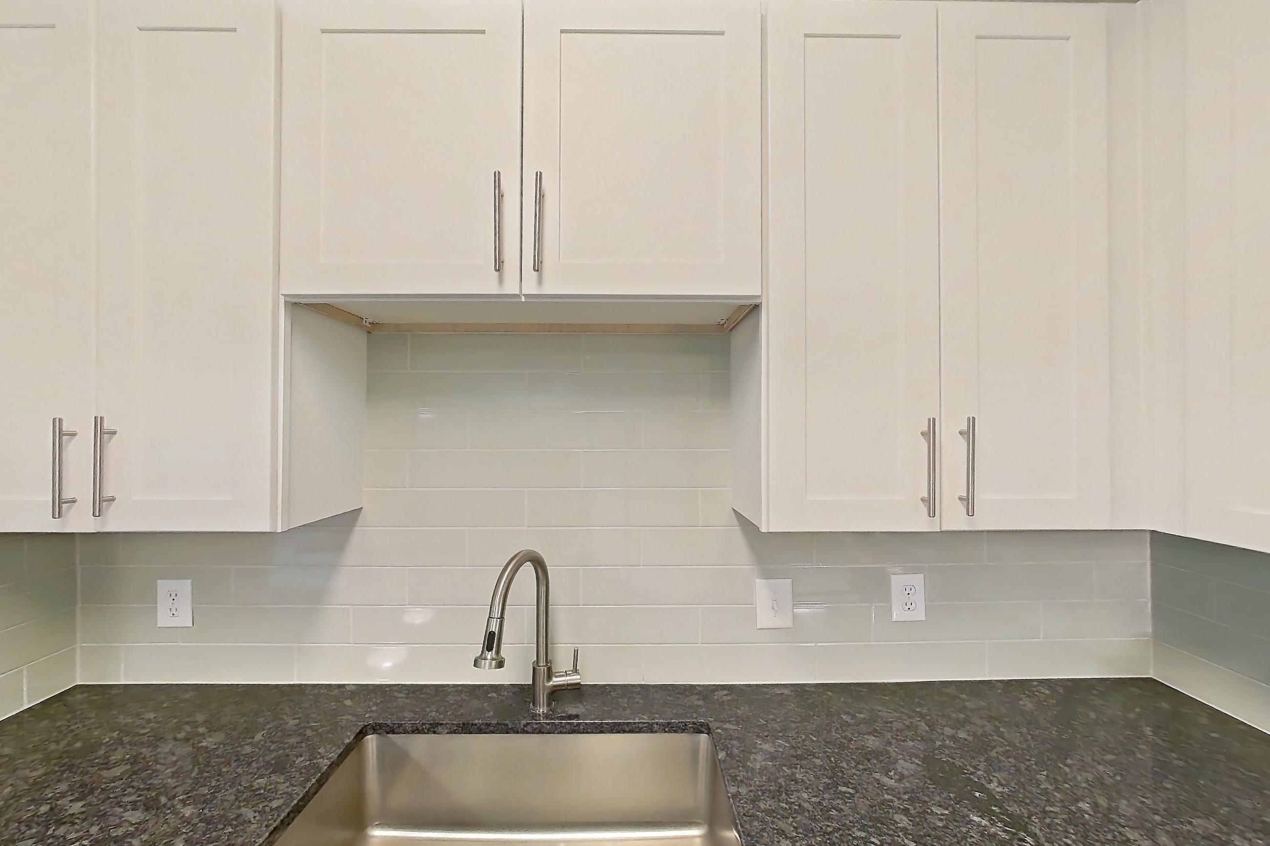 Kitchen in Apartment 11209 at Cortland West Plano, B3R - Celina floor plan