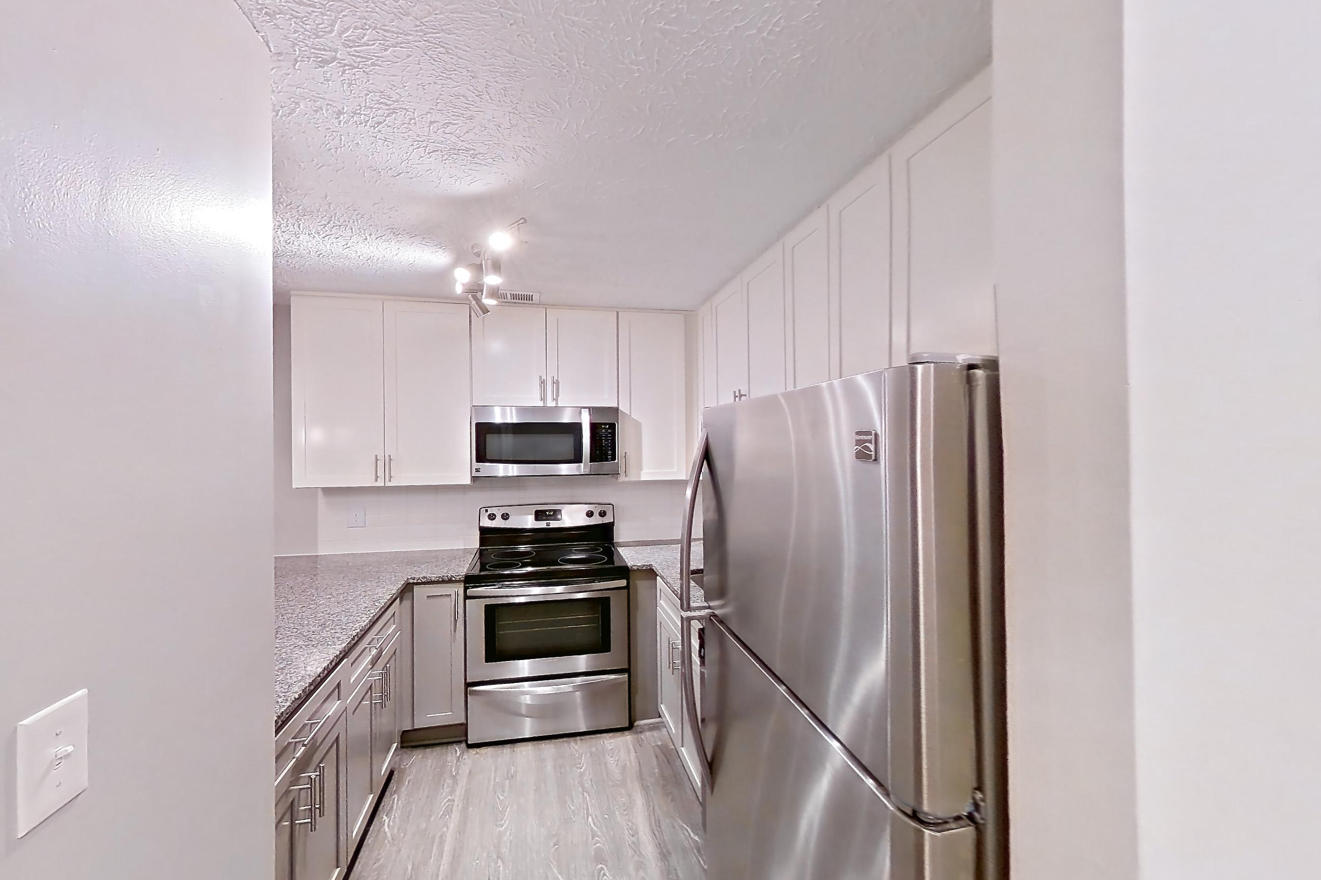 WASHER DRYER CLOSET