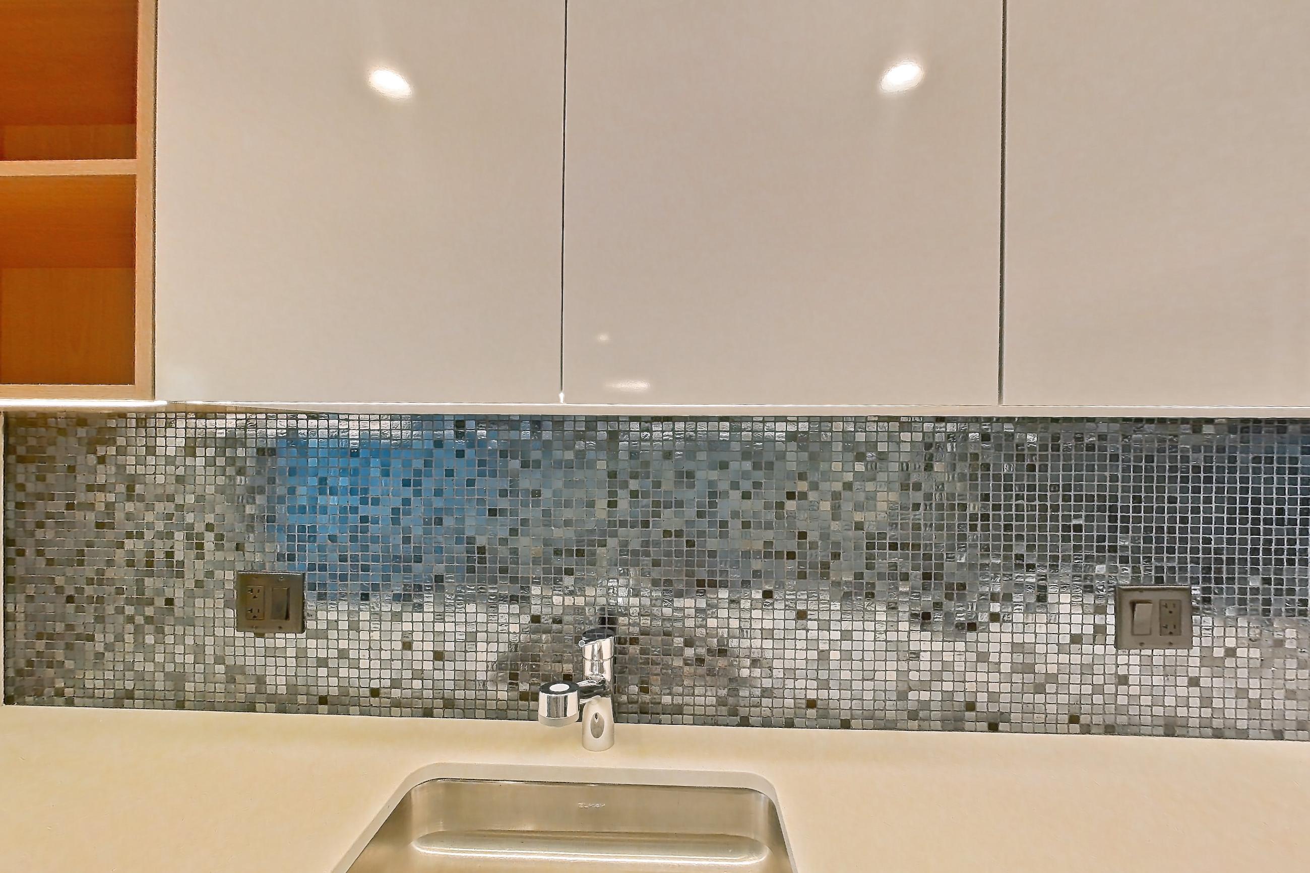 KITCHEN (representative of this floor plan)