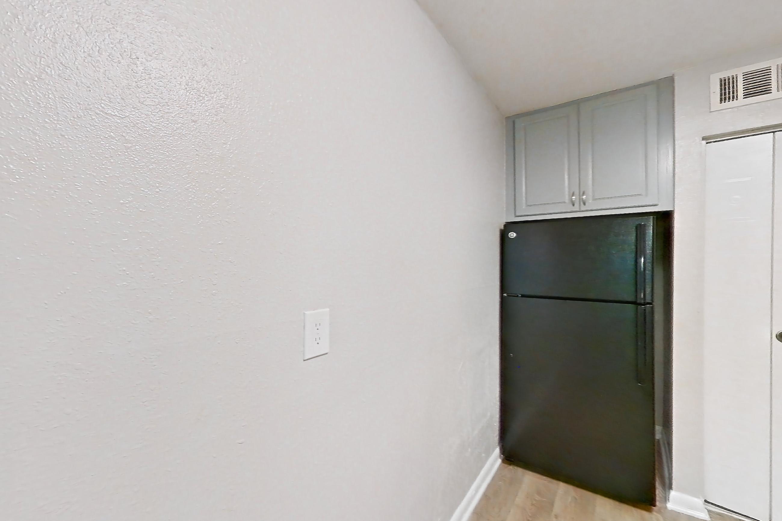 Kitchen, Apartment H1404B at The Legacy at Druid Hills
