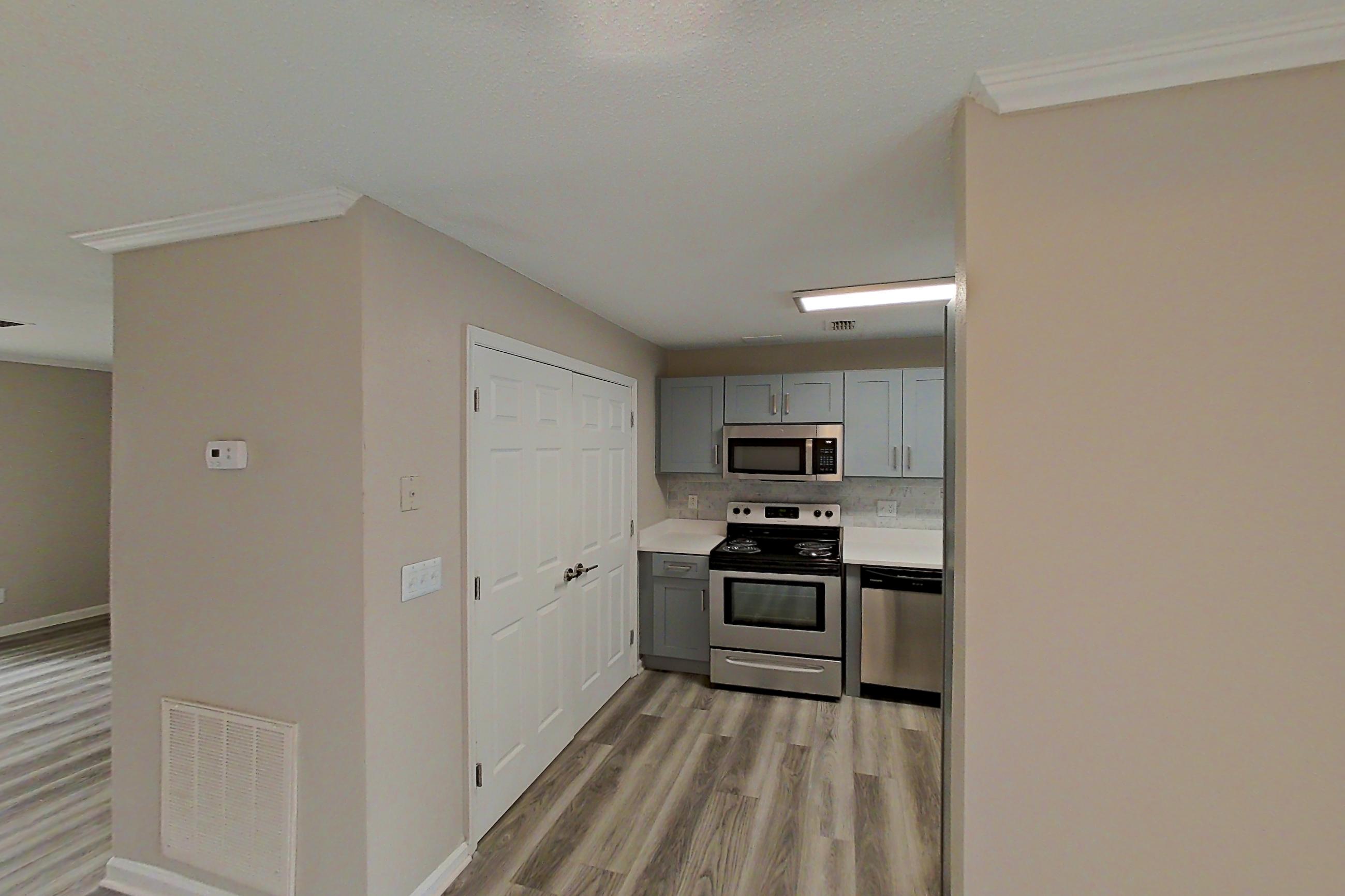 DINING ROOM (representative of this floor plan)
