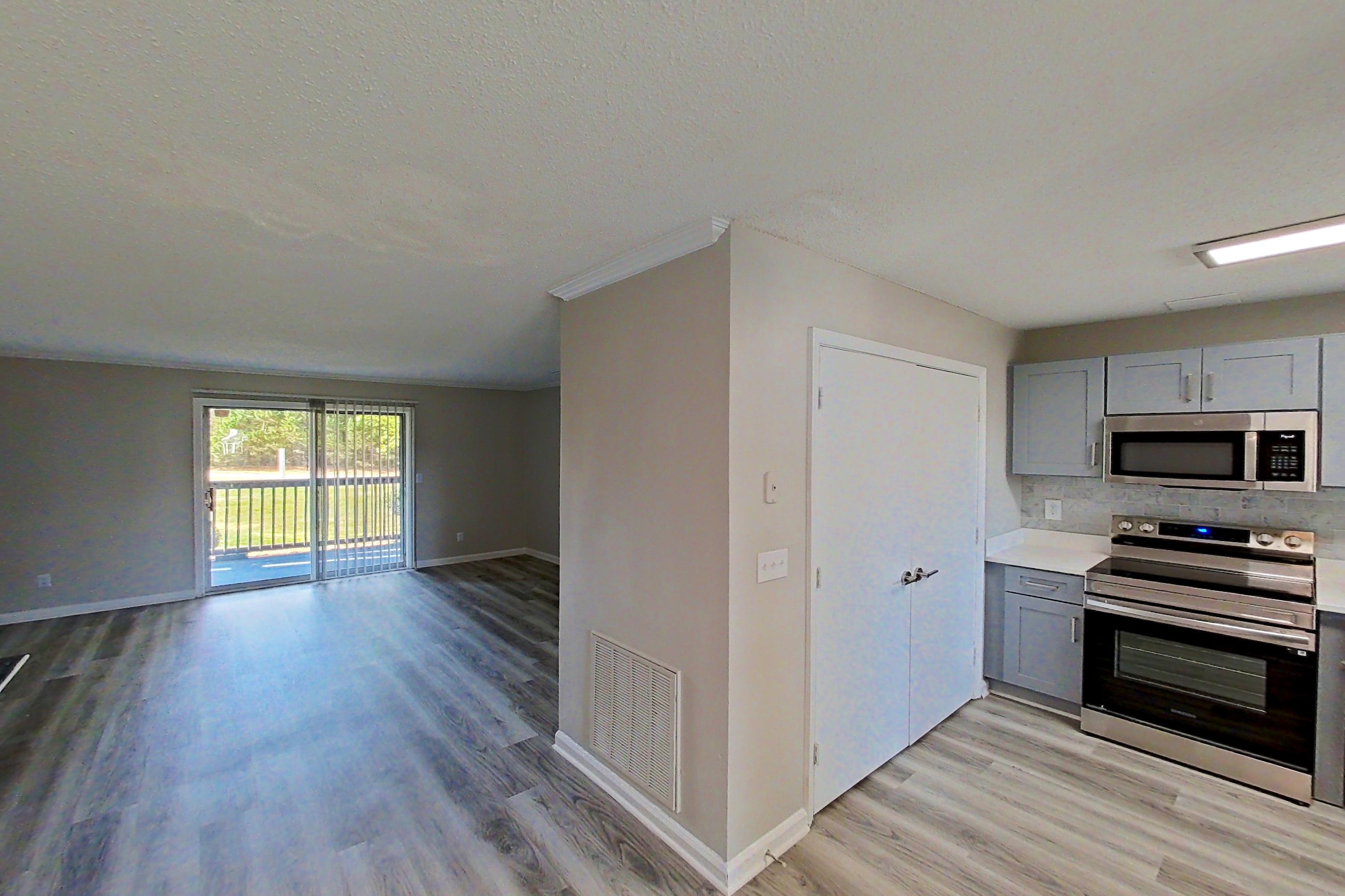 DINING ROOM (representative of this floor plan)