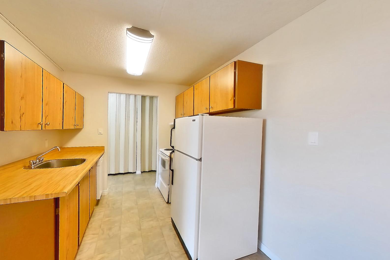 DINING ROOM (representative of this floor plan)