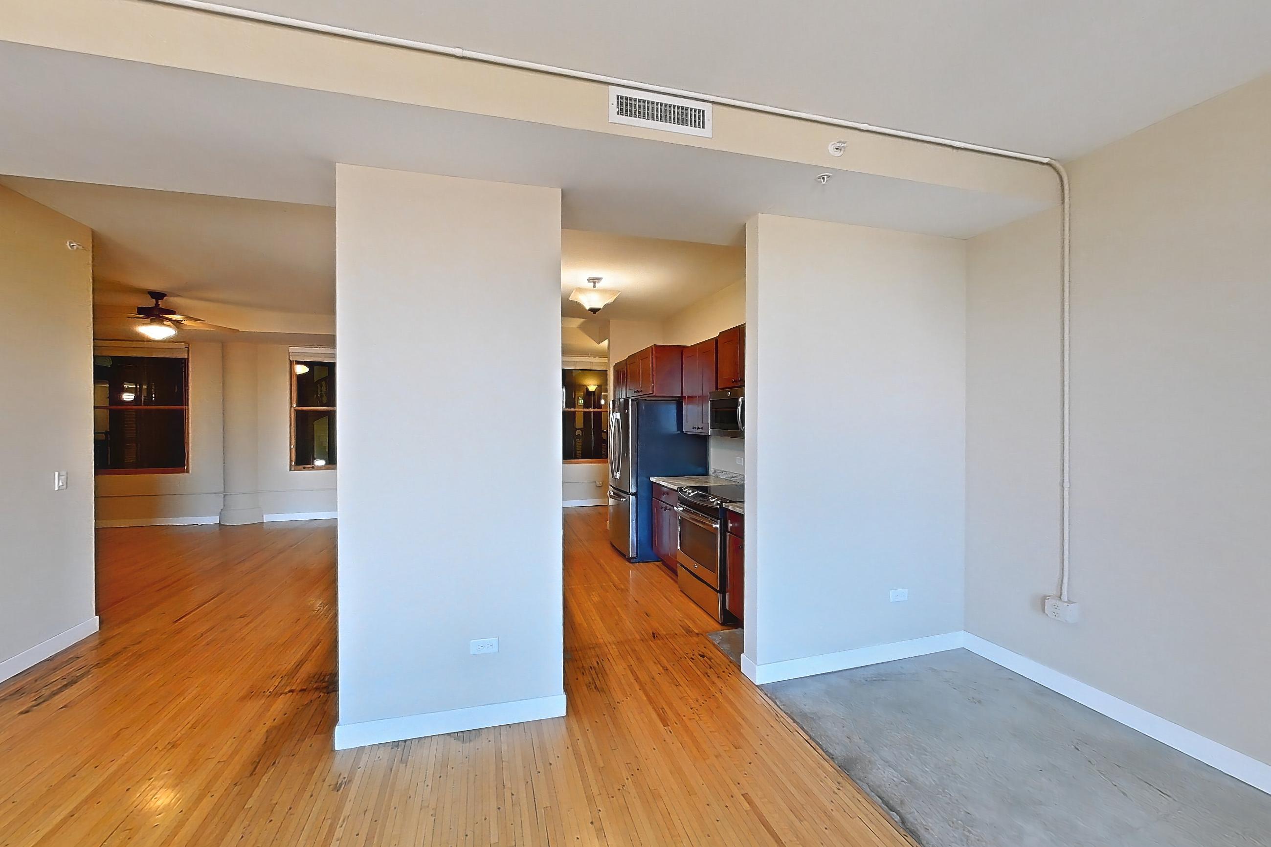 LIVING ROOM 2
