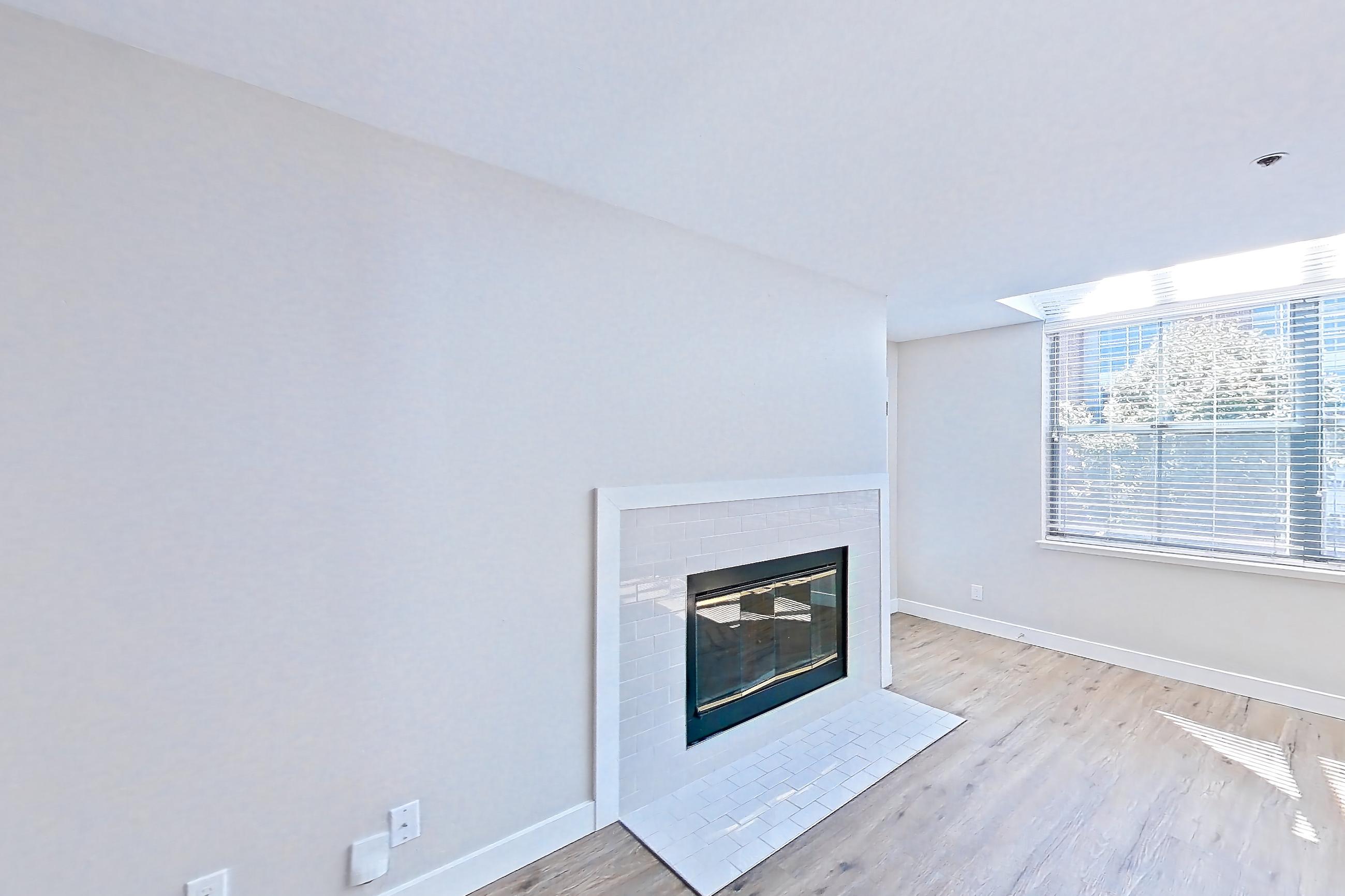 DINING ROOM (representative of this floor plan)