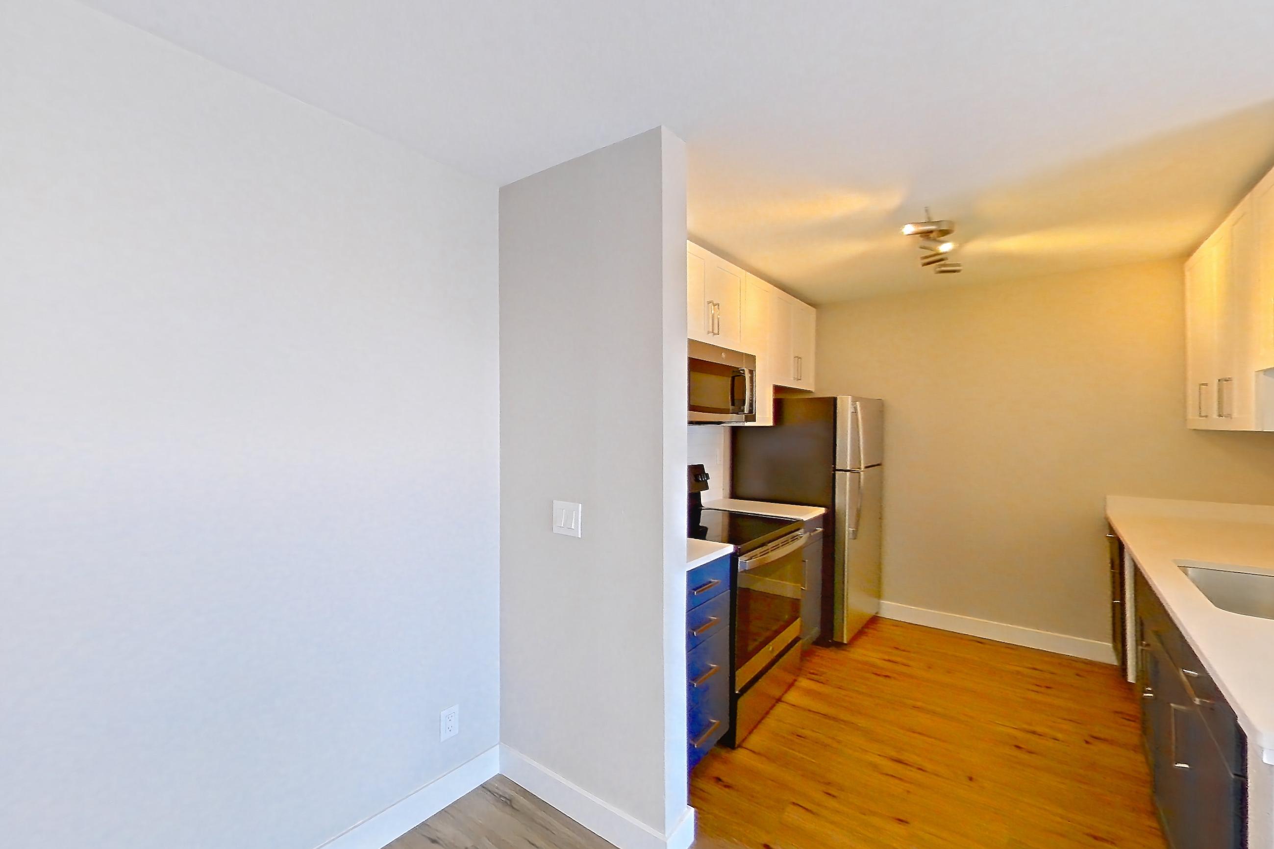 DINING ROOM (representative of this floor plan)