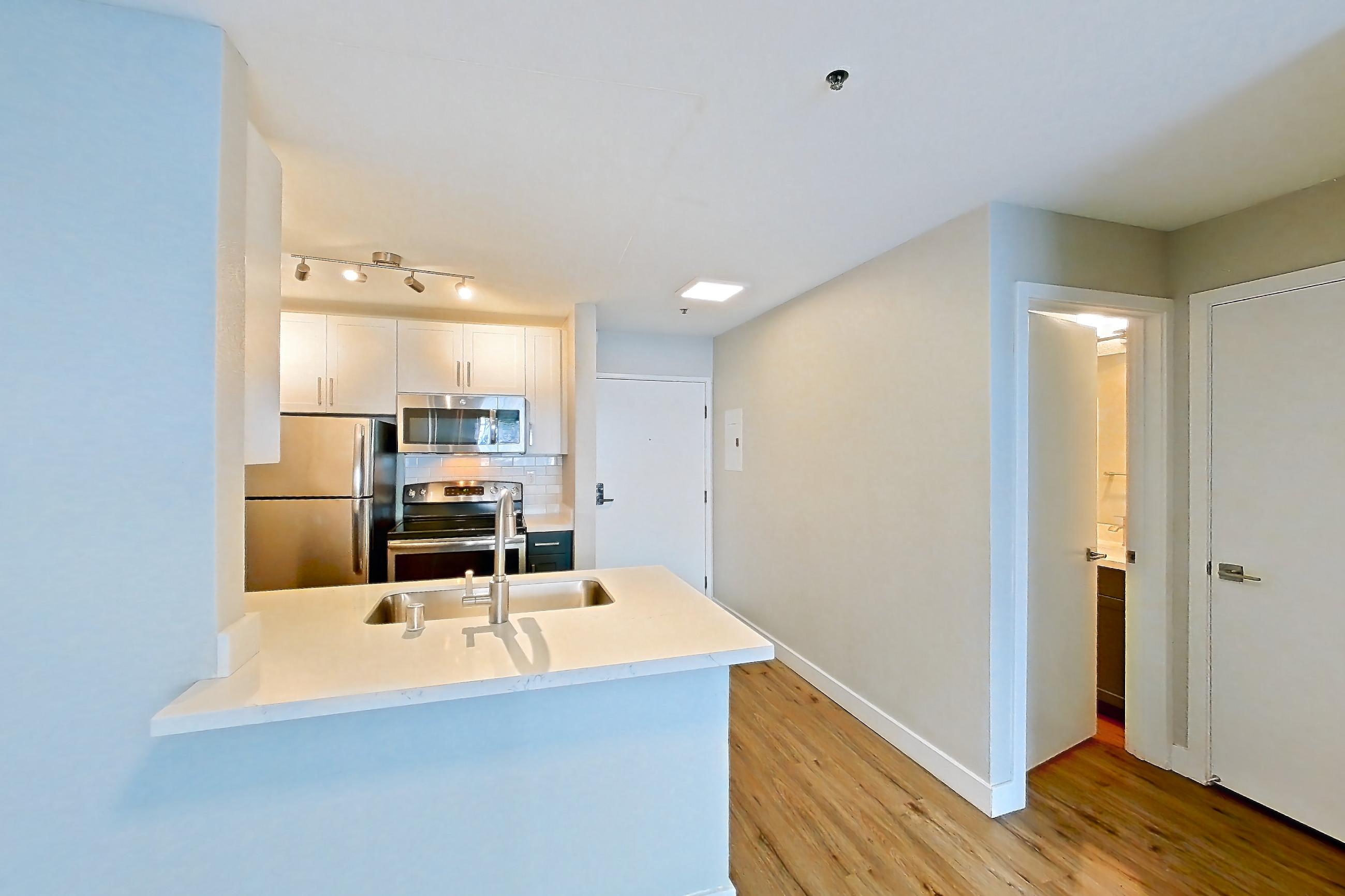 DINING ROOM (representative of this floor plan)