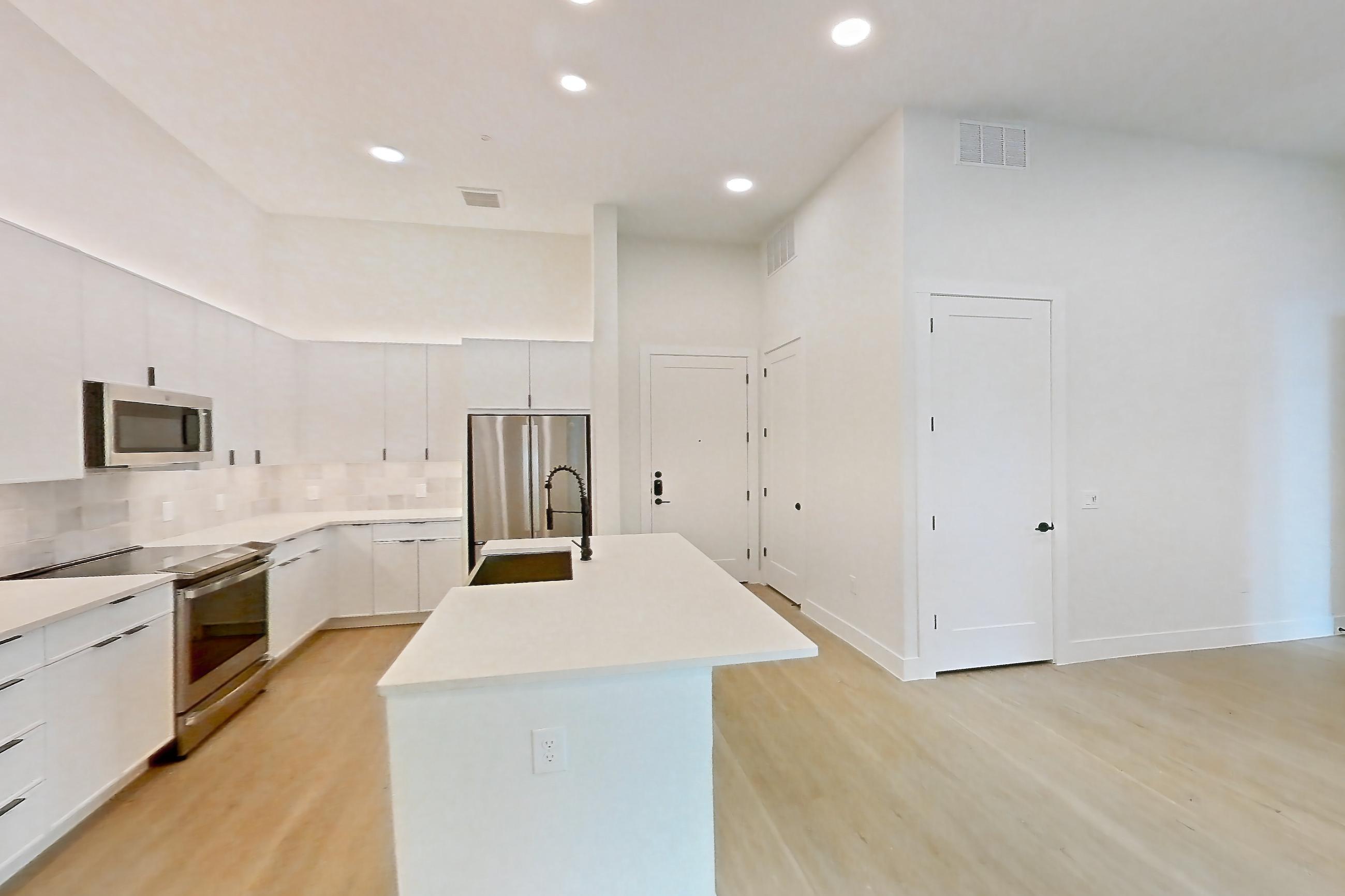 DINING ROOM (representative of this floor plan)