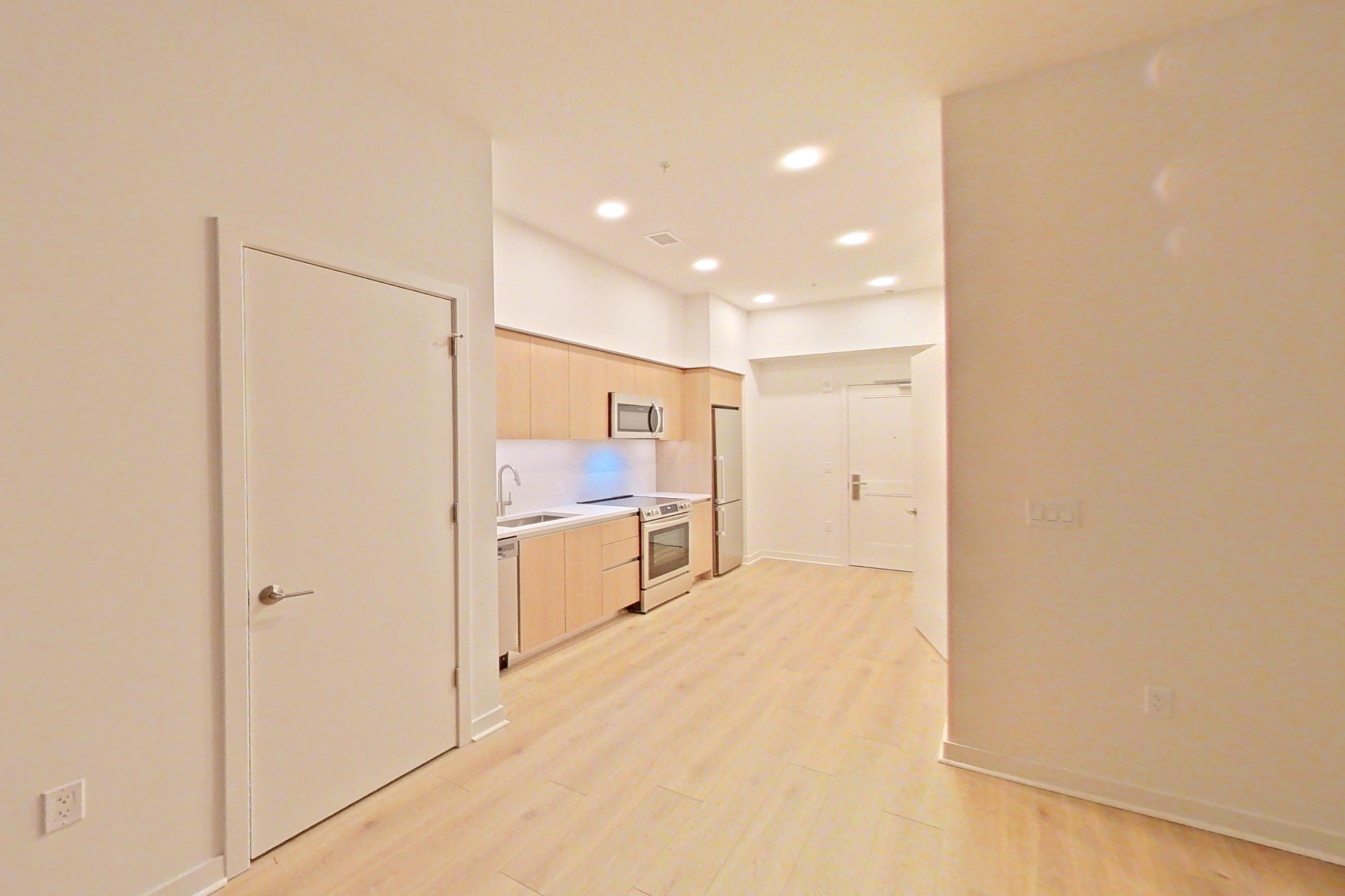 LIVING SPACE 1