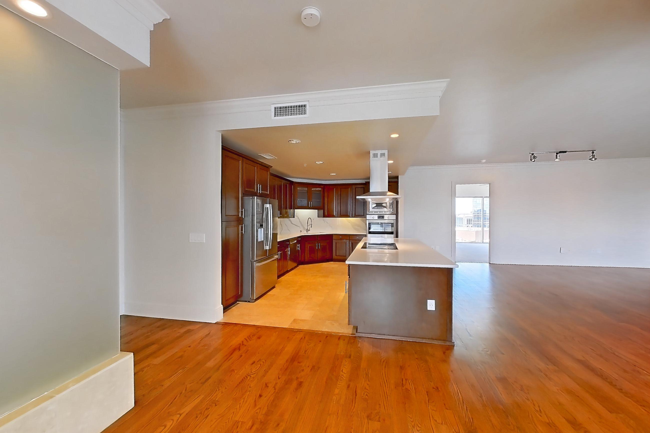 DINING ROOM (representative of this floor plan)