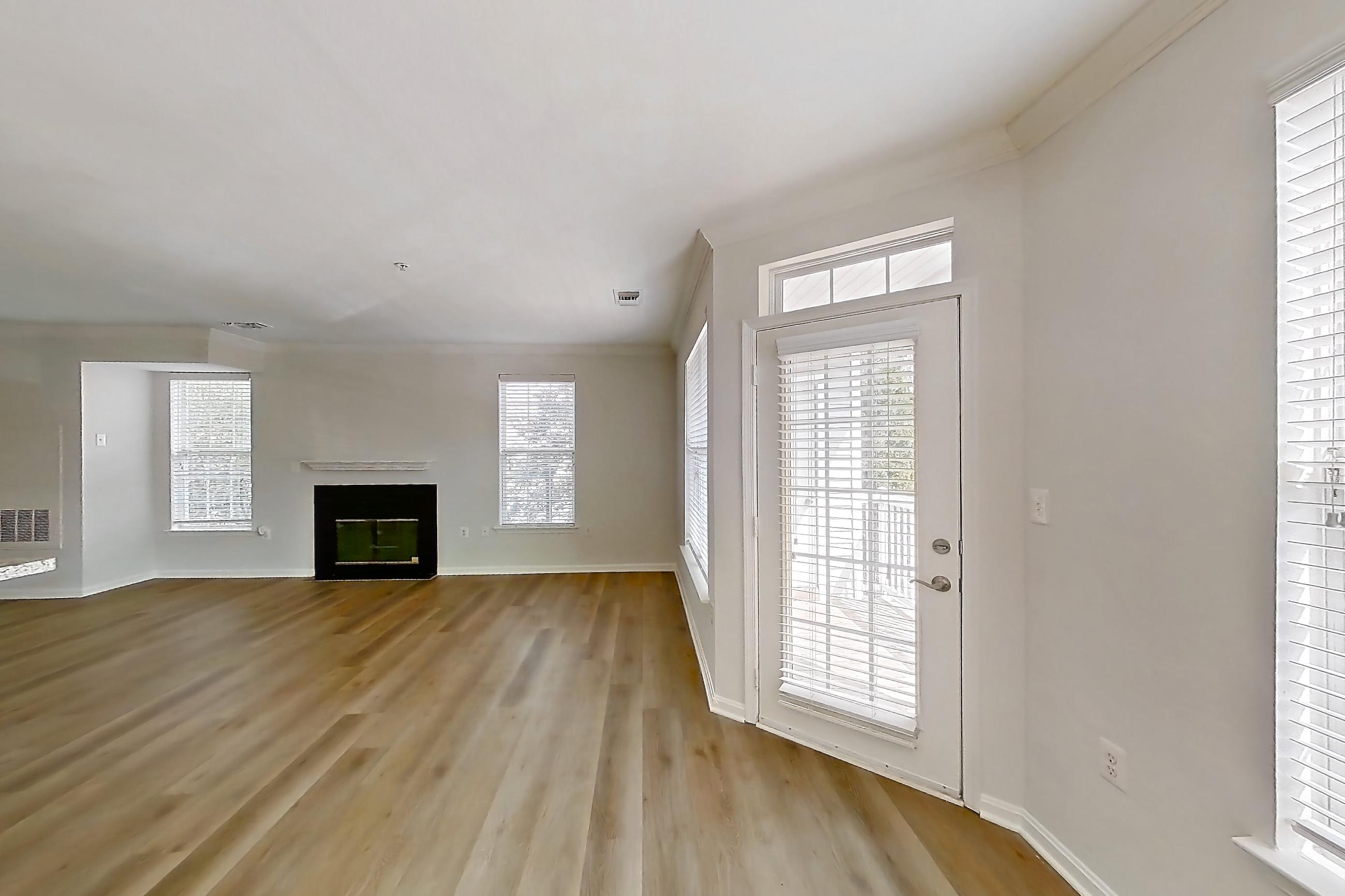 DINING ROOM (representative of this floor plan)
