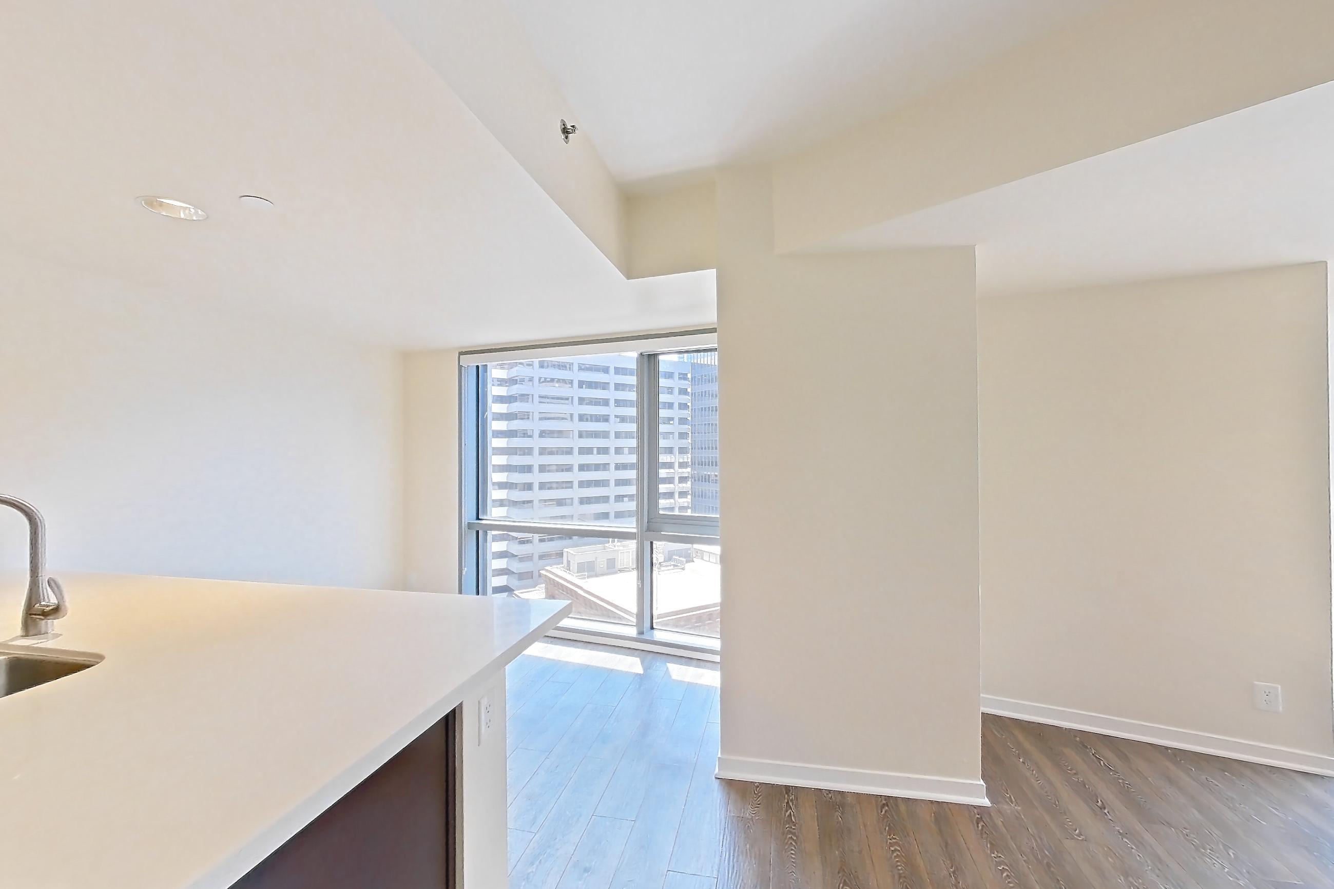 LIVING SPACE ENTRY