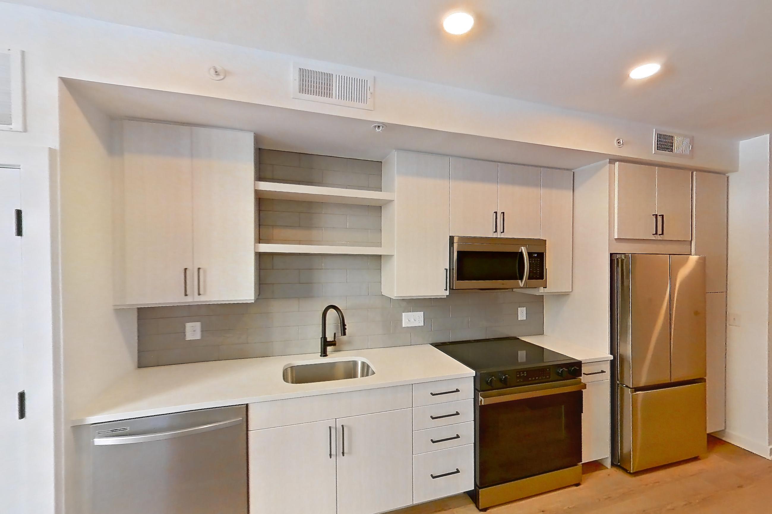 LIVING SPACE 2