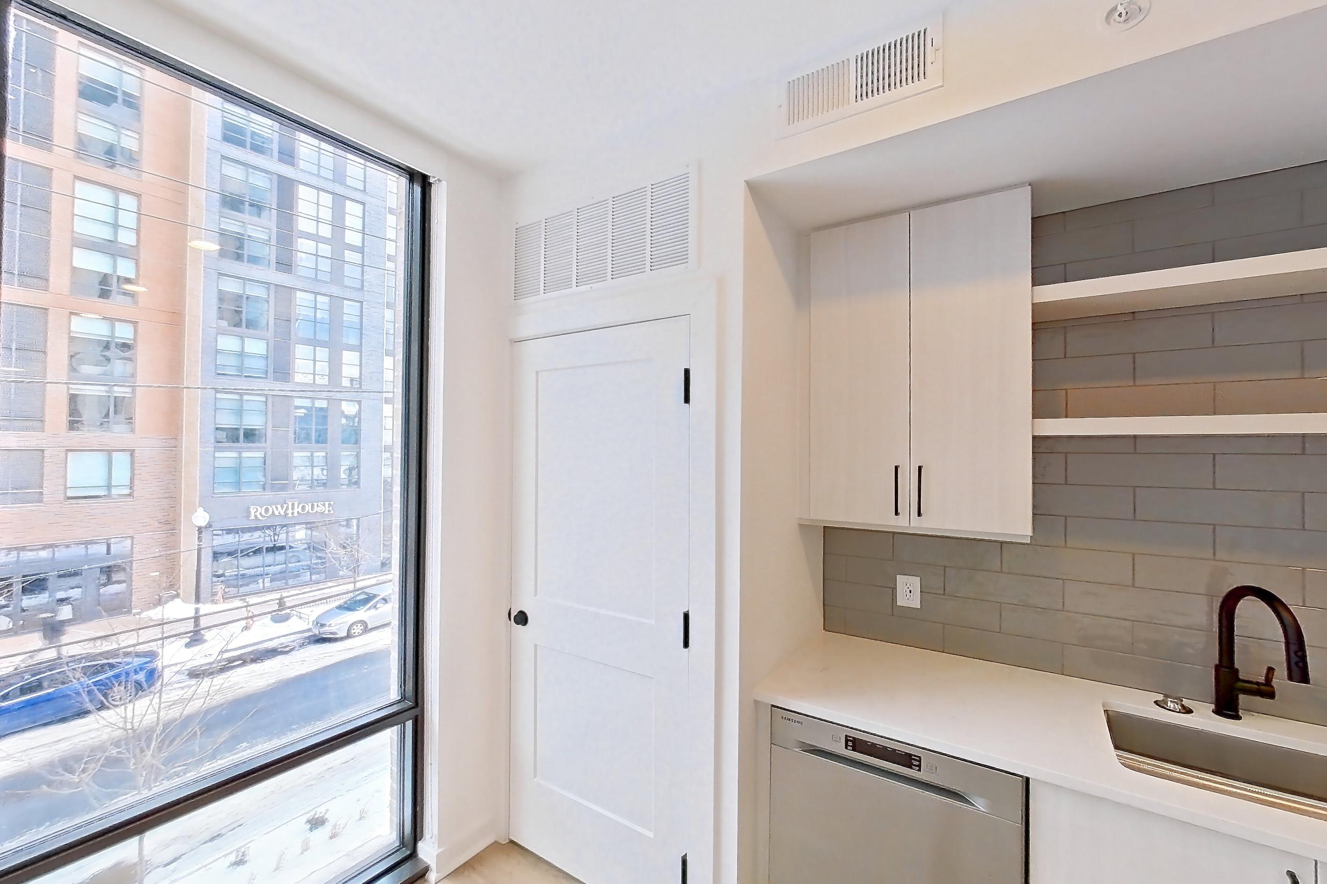 LIVING SPACE 2