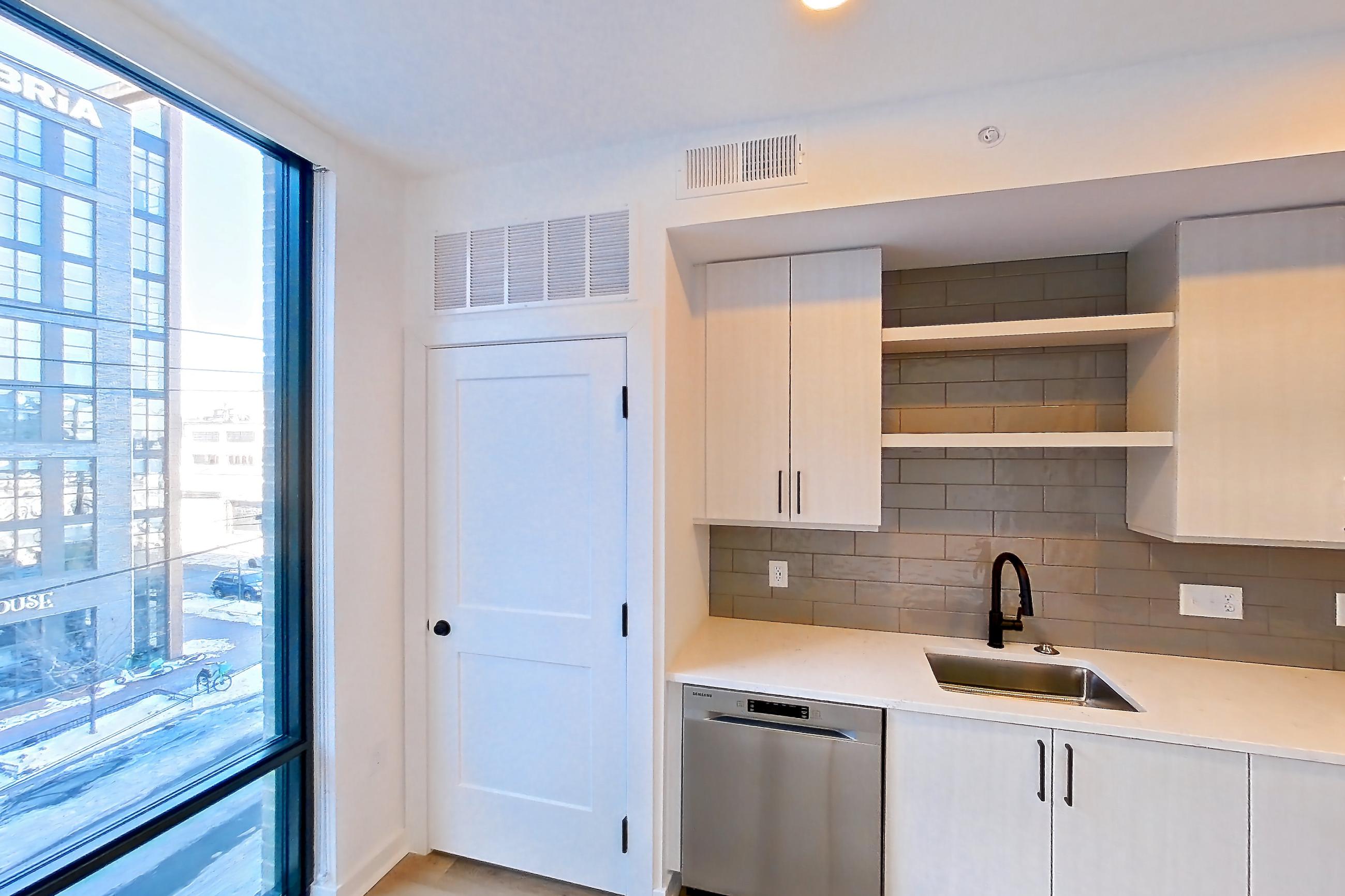 LIVING SPACE 2