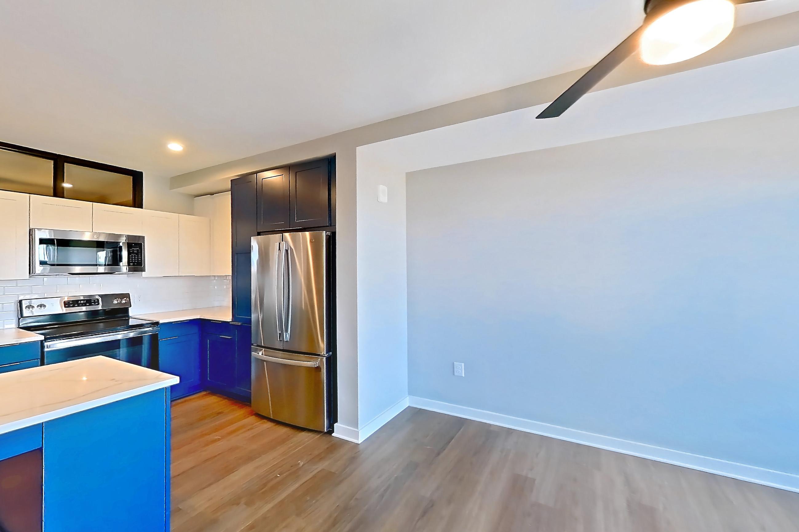 LIVING ROOM (representative of this floor plan)