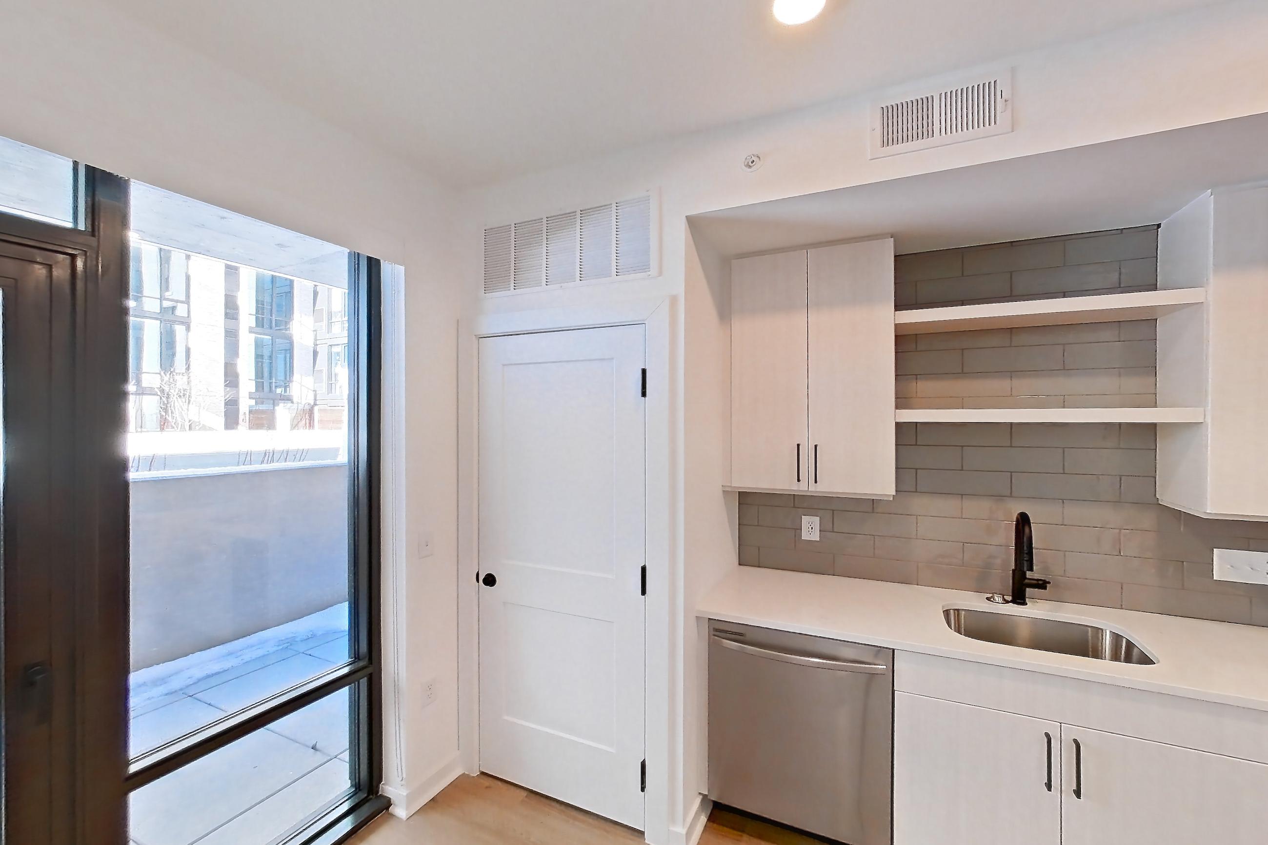LIVING SPACE 2